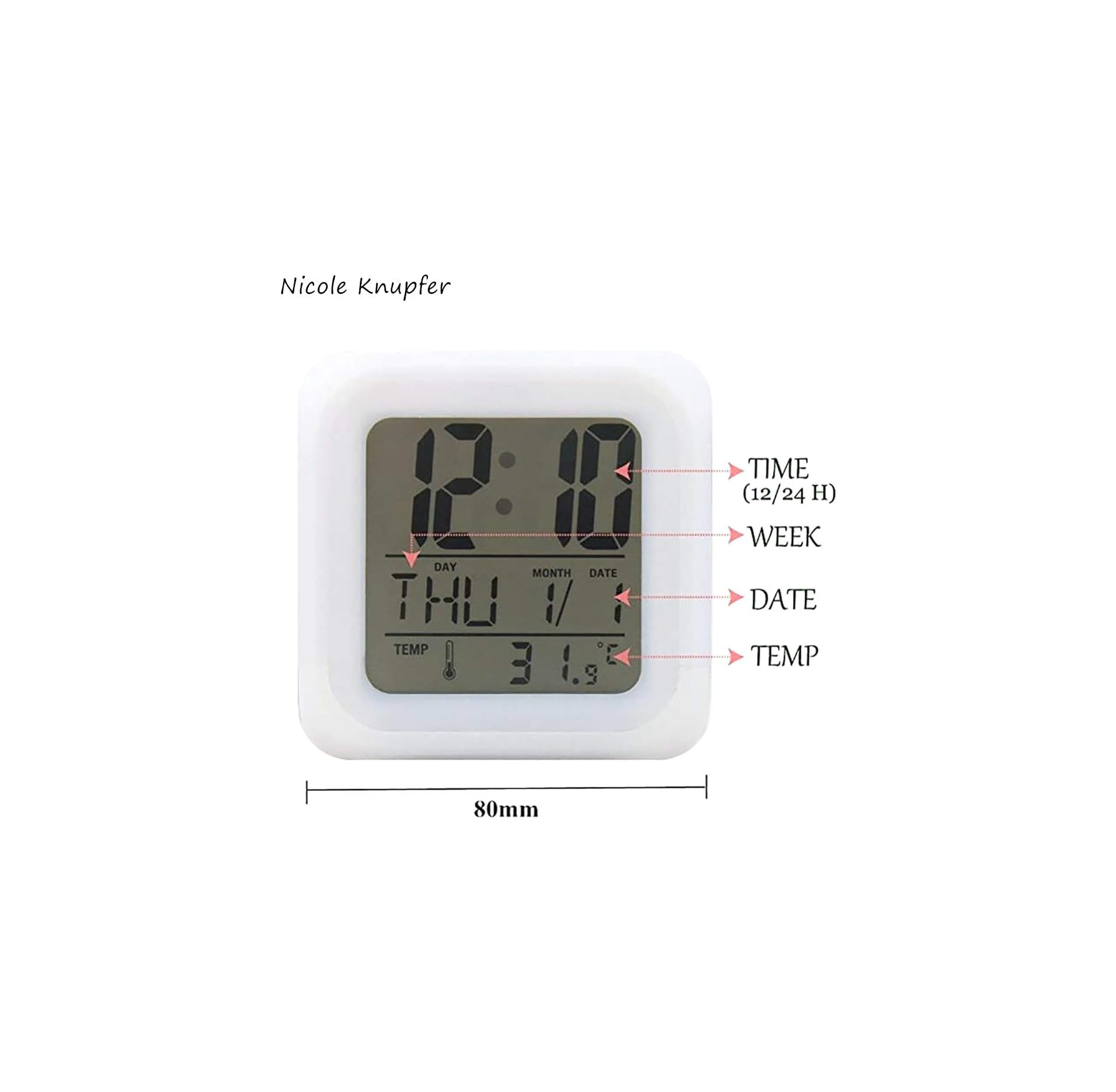 Ein weißer Digitalwecker zeigt Zeit, Datum, Tag und Temperatur an.