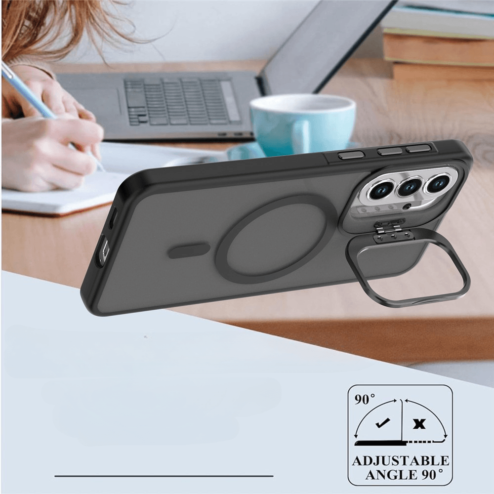 Coque de téléphone avec support, sur un bureau avec ordinateur portable, carnet et tasse. Angle réglable.