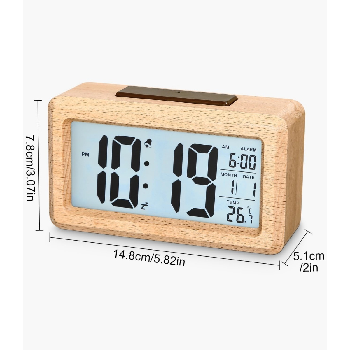 Ein hölzerner Wecker zeigt 10:19 Uhr, Alarm 6:00, Datum 11.1 und Temperatur 26.1°C an.