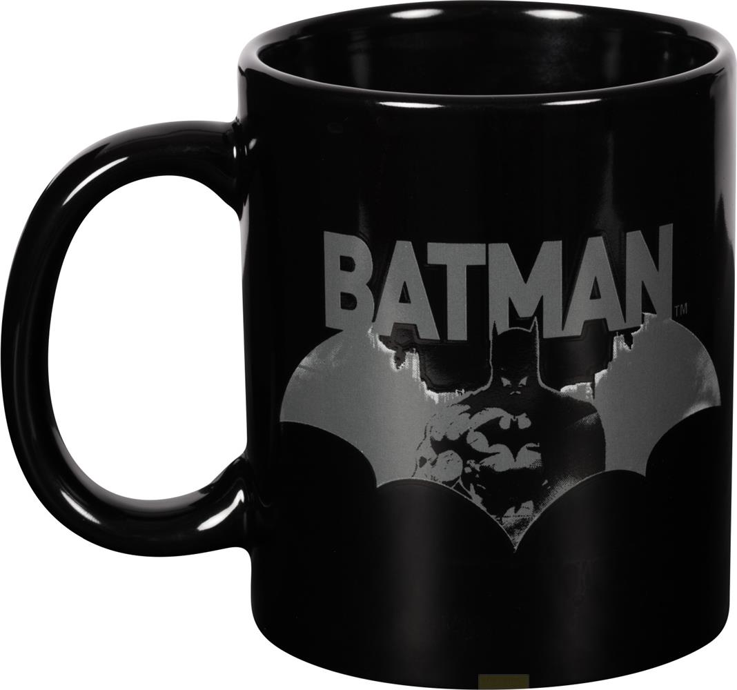 Schwarze Batman-Tasse mit Batman-Logo und Silhouette des Helden.