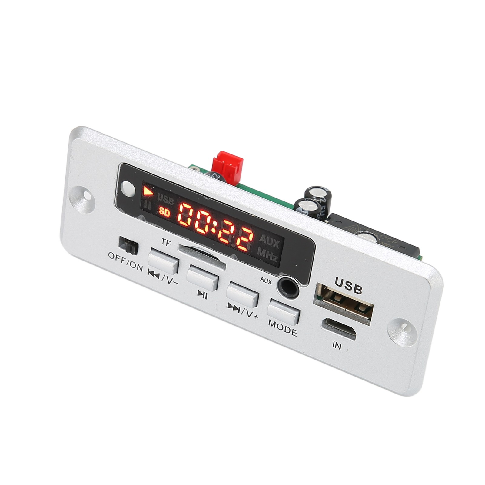 Silbernes Audiomodul mit digitaler Anzeige, Tasten und USB-Anschlüssen.