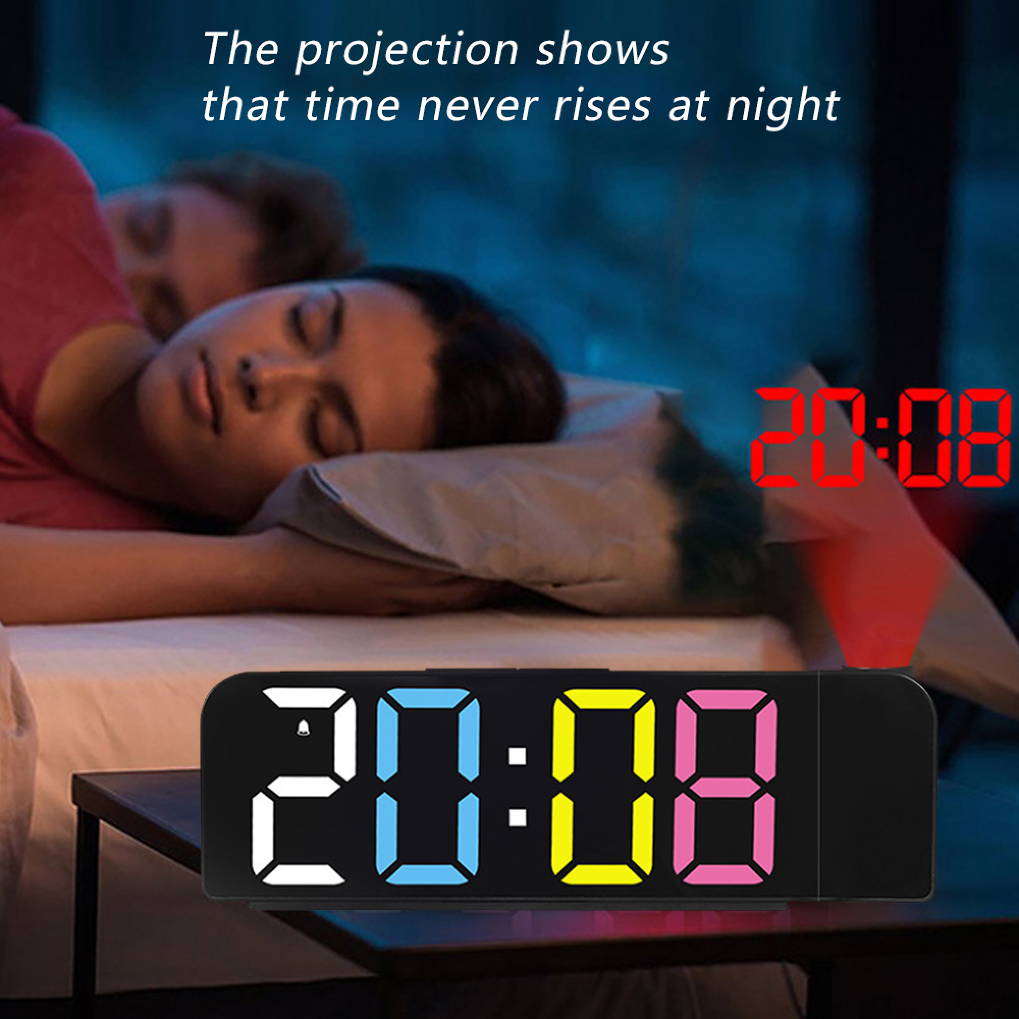 Ein Projektionswecker zeigt 20:08 neben schlafenden Personen.