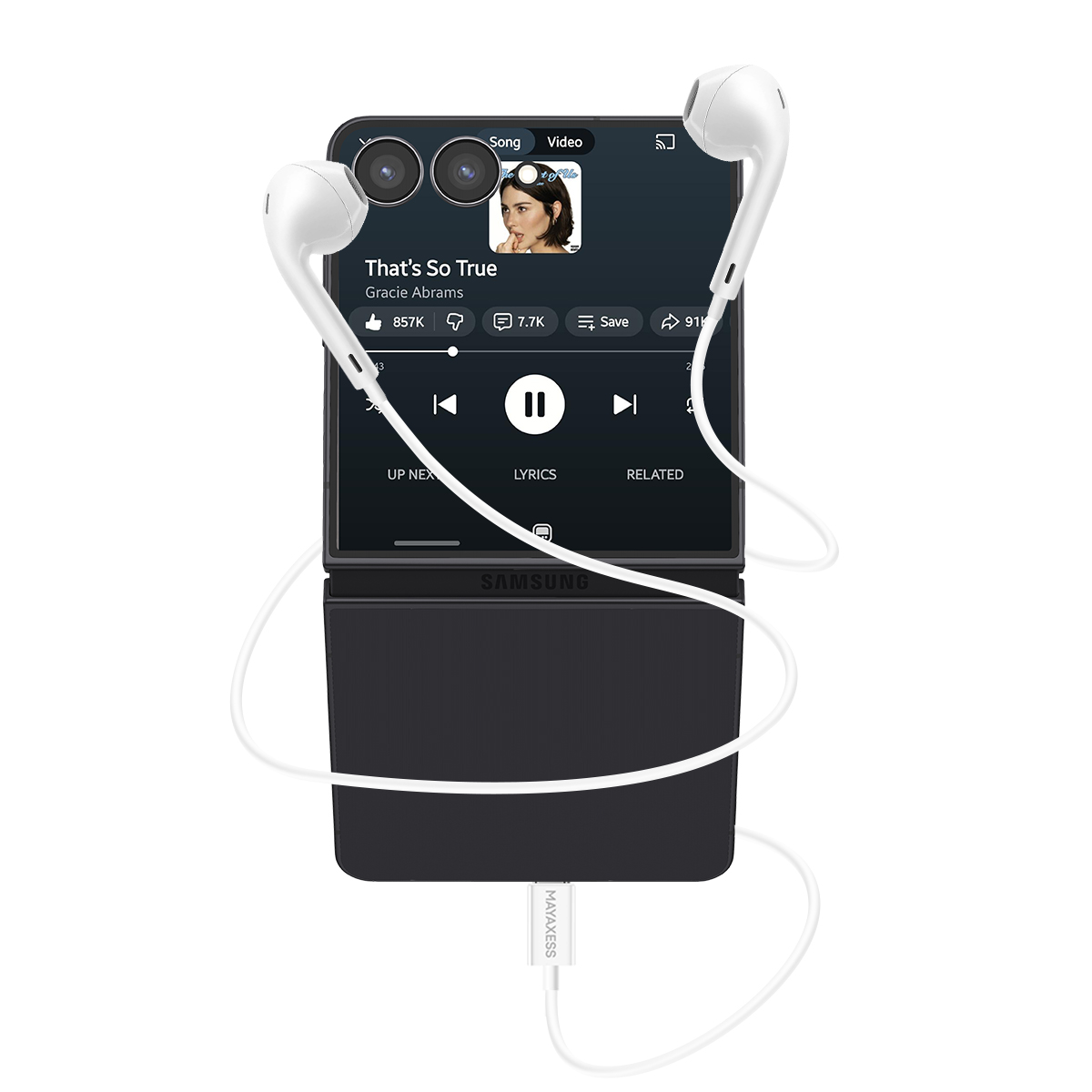 Un telefono flip Samsung nero aperto con auricolari bianchi che riproducono musica.