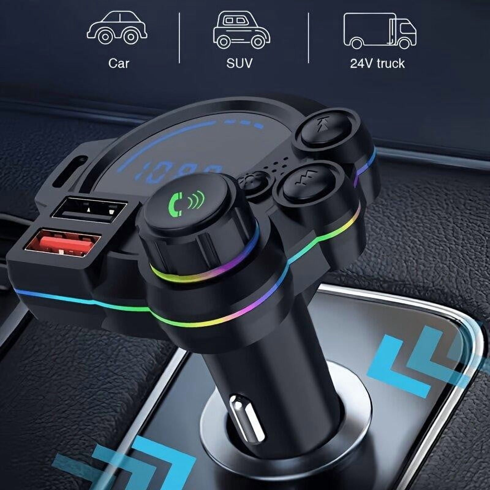 Kfz-Ladegerät mit USB-Anschlüssen und farbigen Lichtern im Auto.