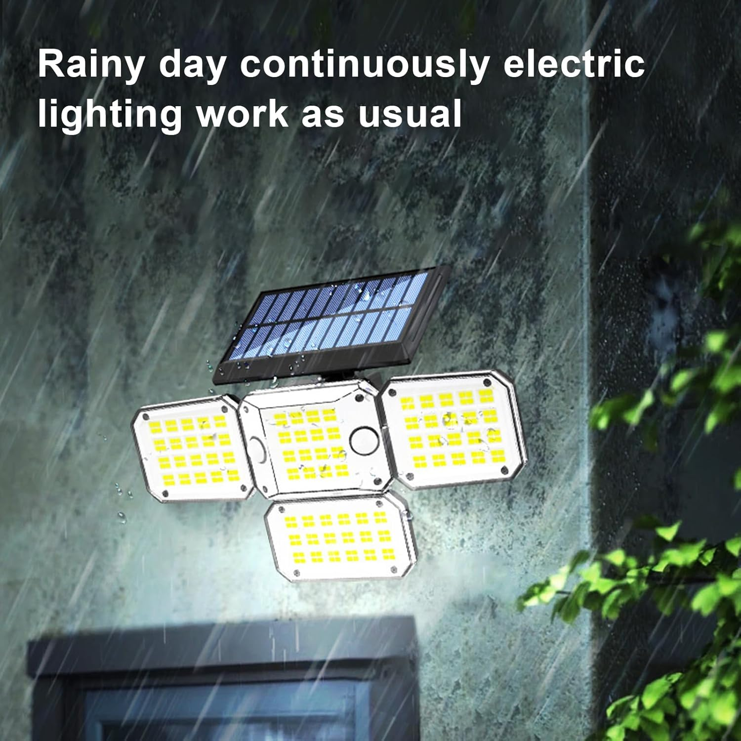 Solarstrahler mit mehreren Köpfen leuchtet im Regen an einer Wand.