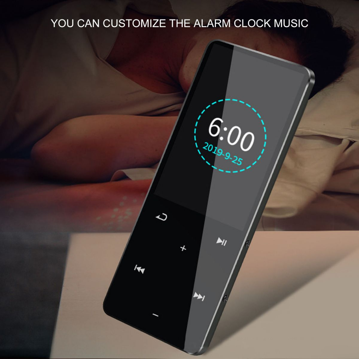 Ein Mann schläft, ein Smartphone zeigt 6:00 Uhr und 2019-09-25 an.