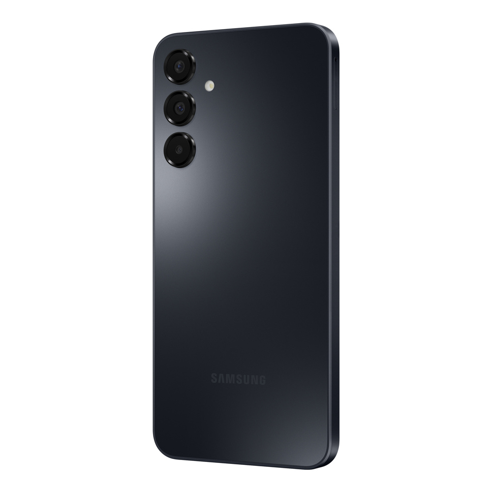 Smartphone Samsung grigio scuro con tre obiettivi e flash sul retro.
