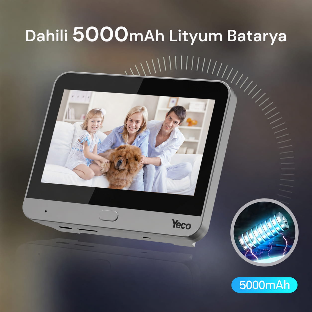 Gümüş cihazda aile ve köpek resmi. 5000mAh pil simgesi.