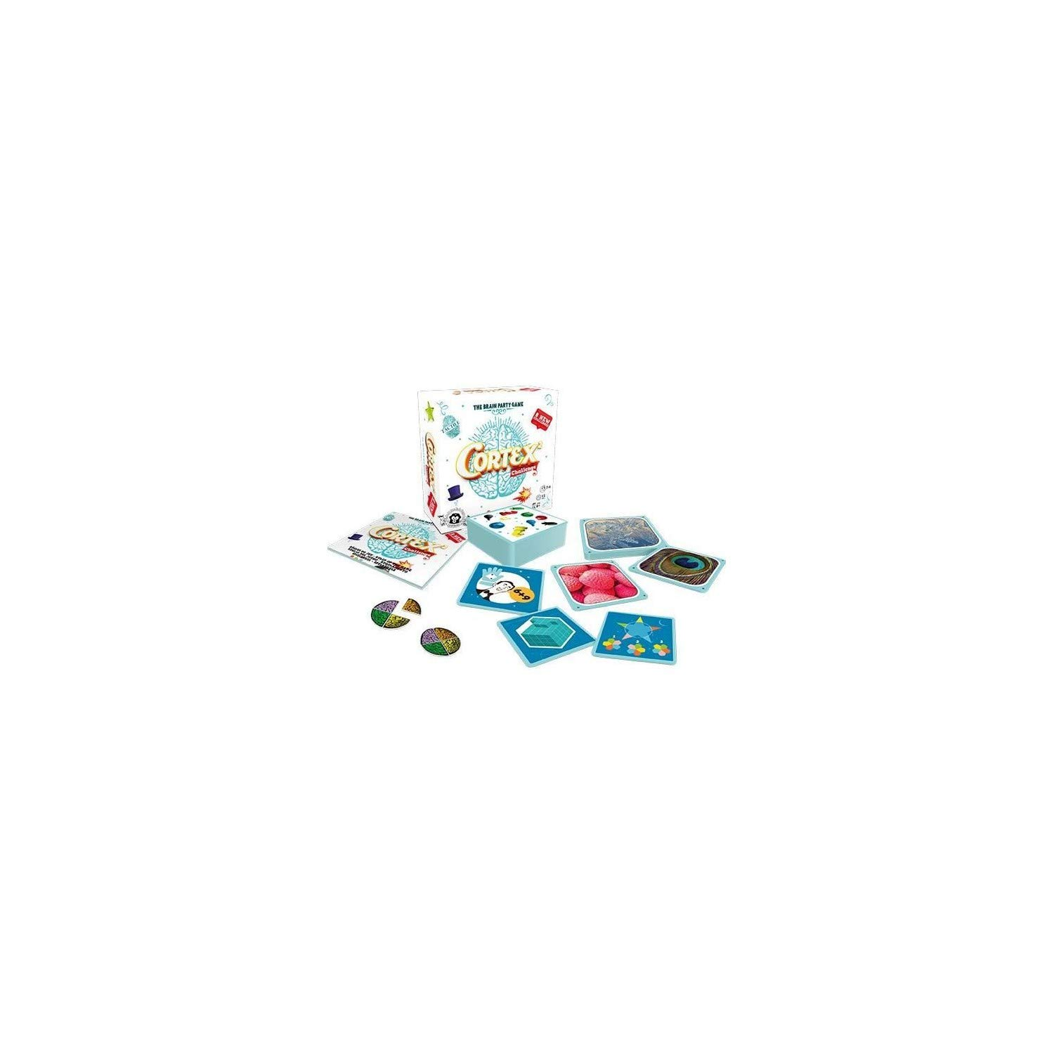 El juego de mesa "Cortex" con cartas y fichas sobre fondo blanco.