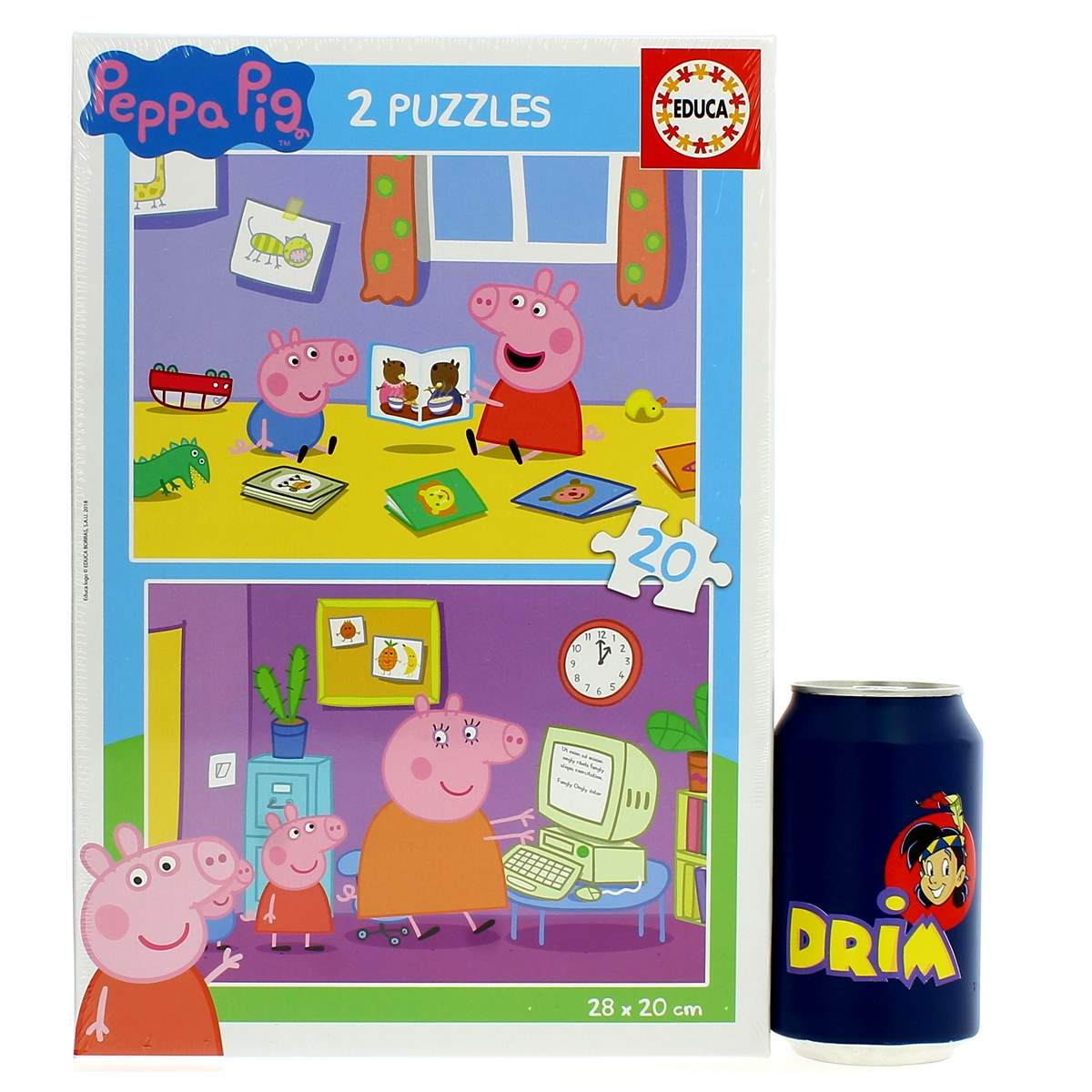 Confezione puzzle Peppa Pig con scene e una lattina accanto.