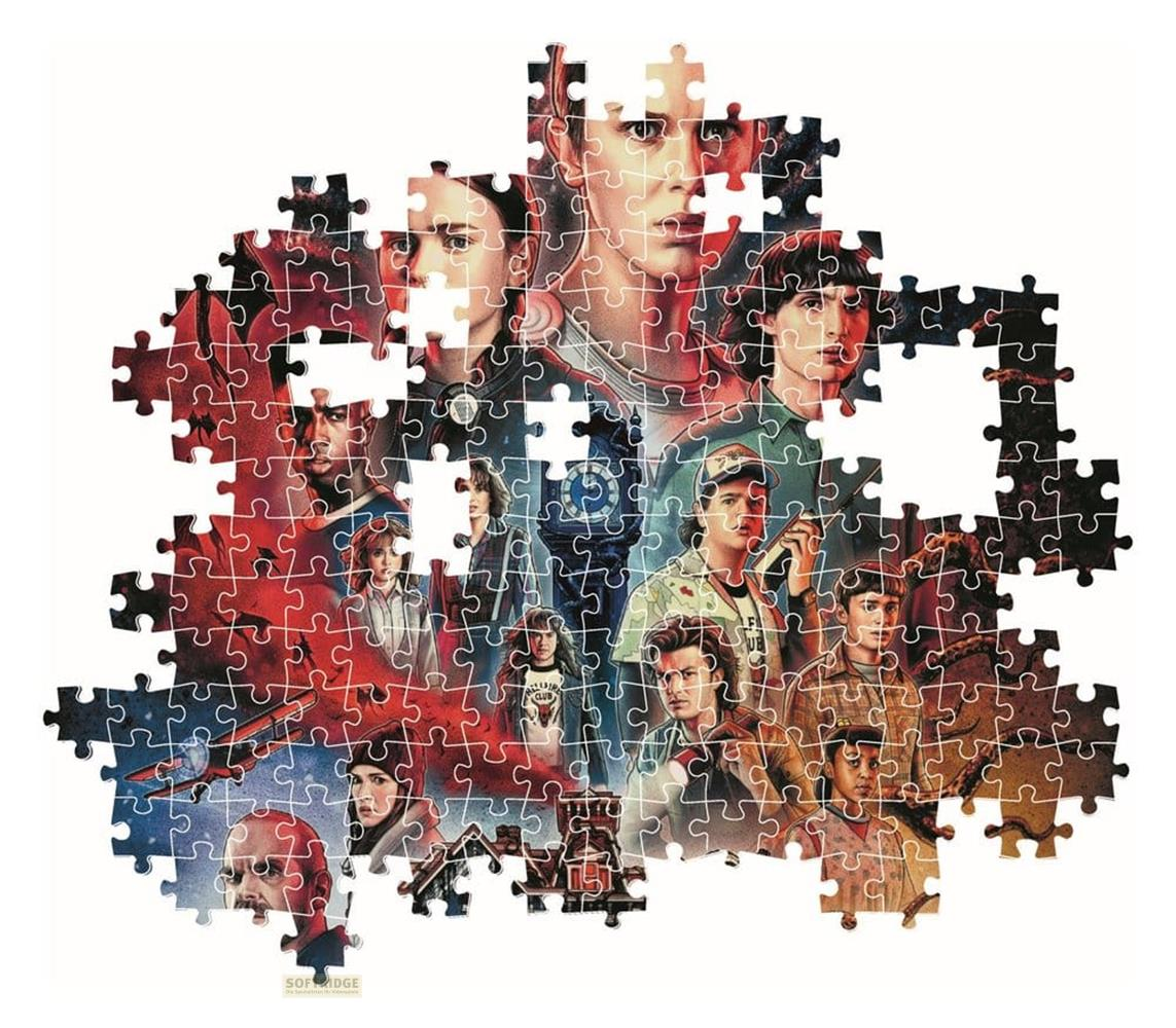 Un rompecabezas con personajes de Stranger Things sobre fondo blanco.