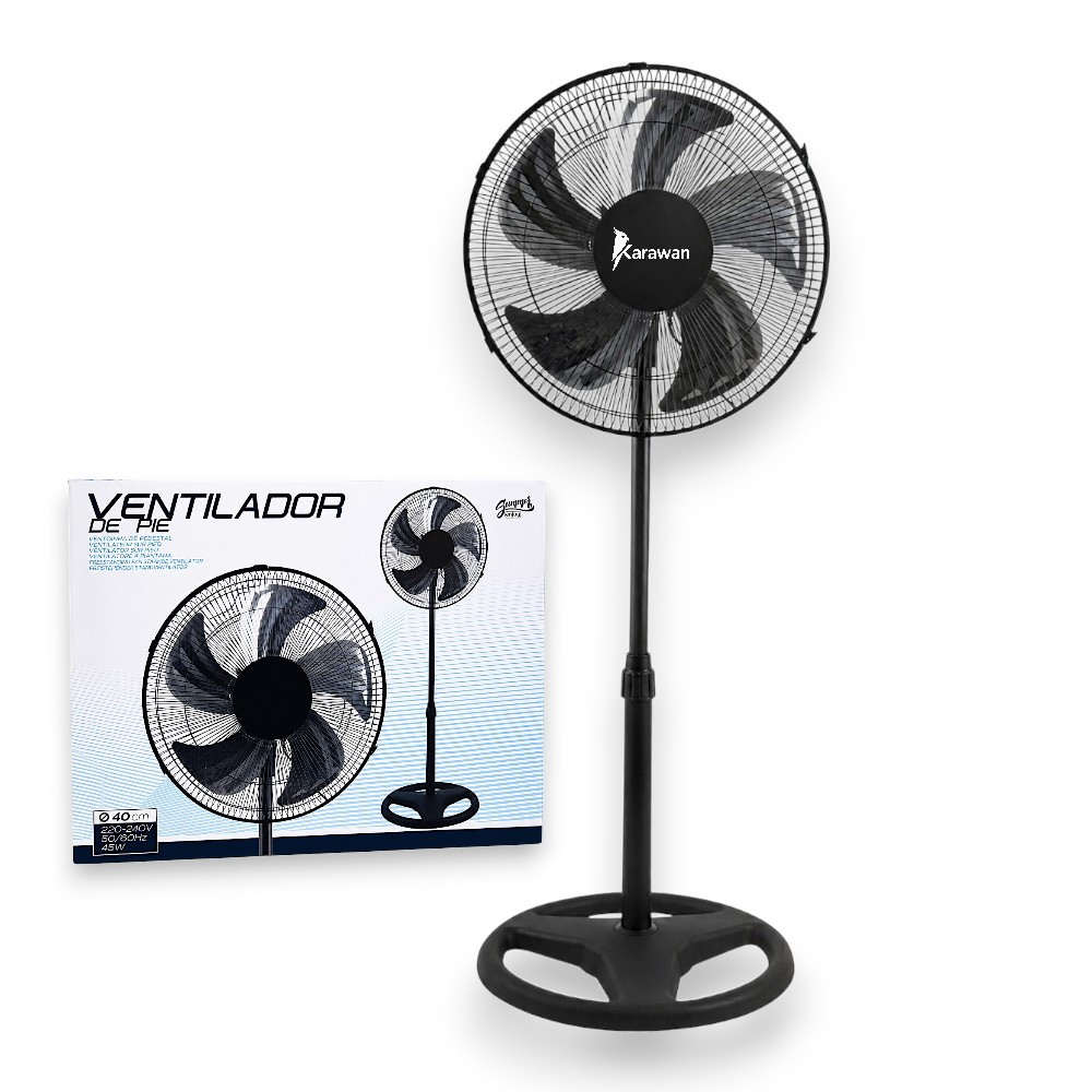 Un ventilador de pie negro marca Karawan junto a su caja de producto.