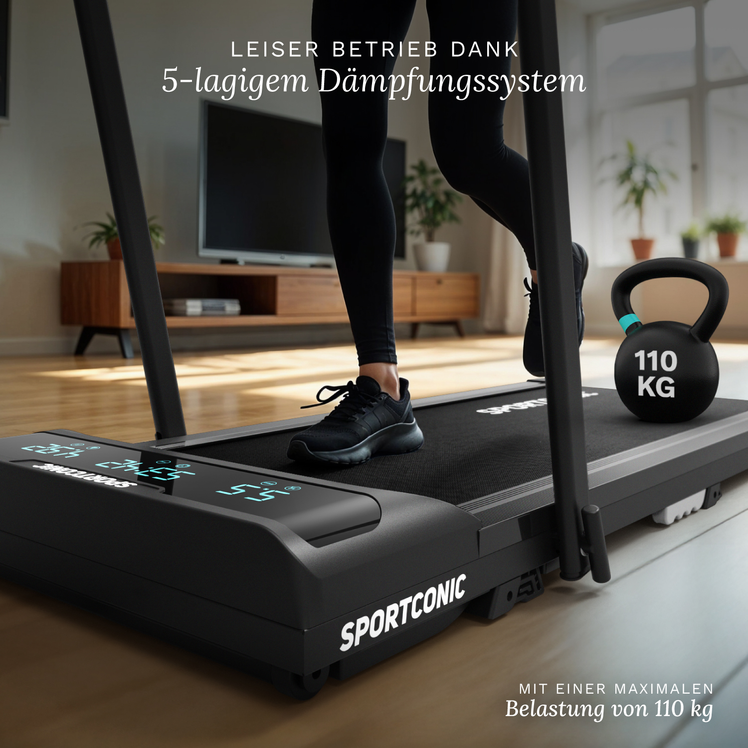 Een persoon rent op een loopband met een 110kg kettlebell ernaast.