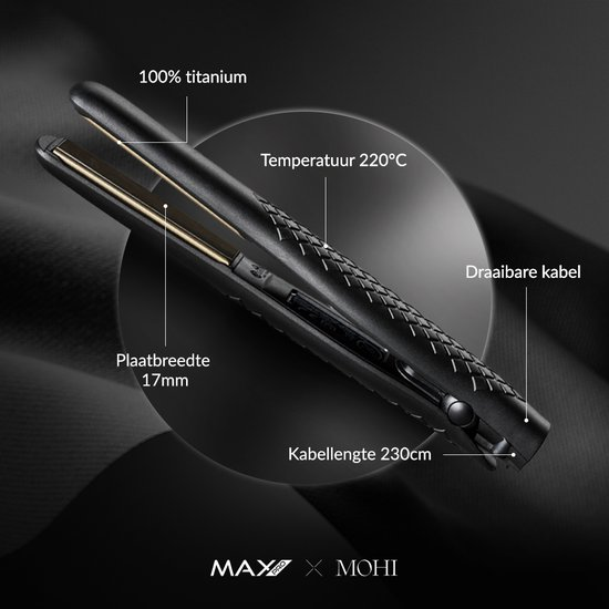 Black hair straightener with 100% titanium plates, 17mm width, 220°C, 230cm cord.