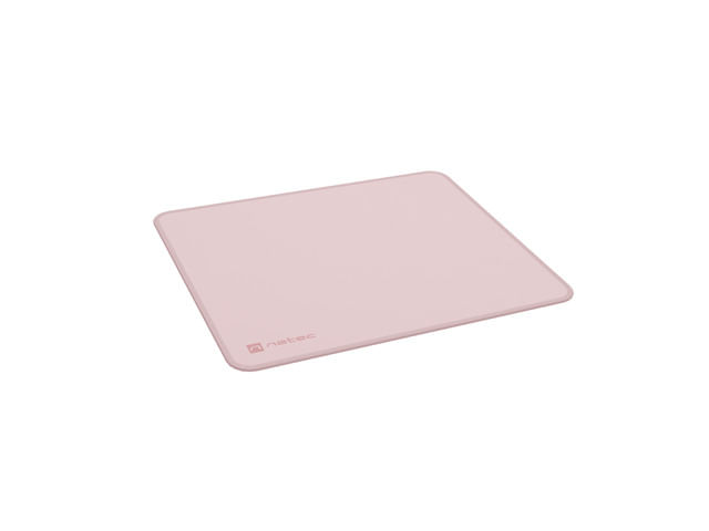 Een roze muismat met subtiel logo op een witte achtergrond.