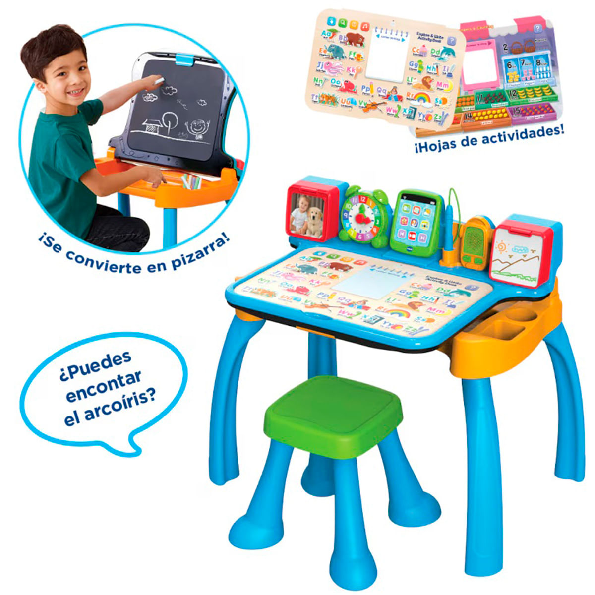 Un niño dibuja en un pupitre de juegos con pizarra. Al lado, un pupitre de actividades y taburete.