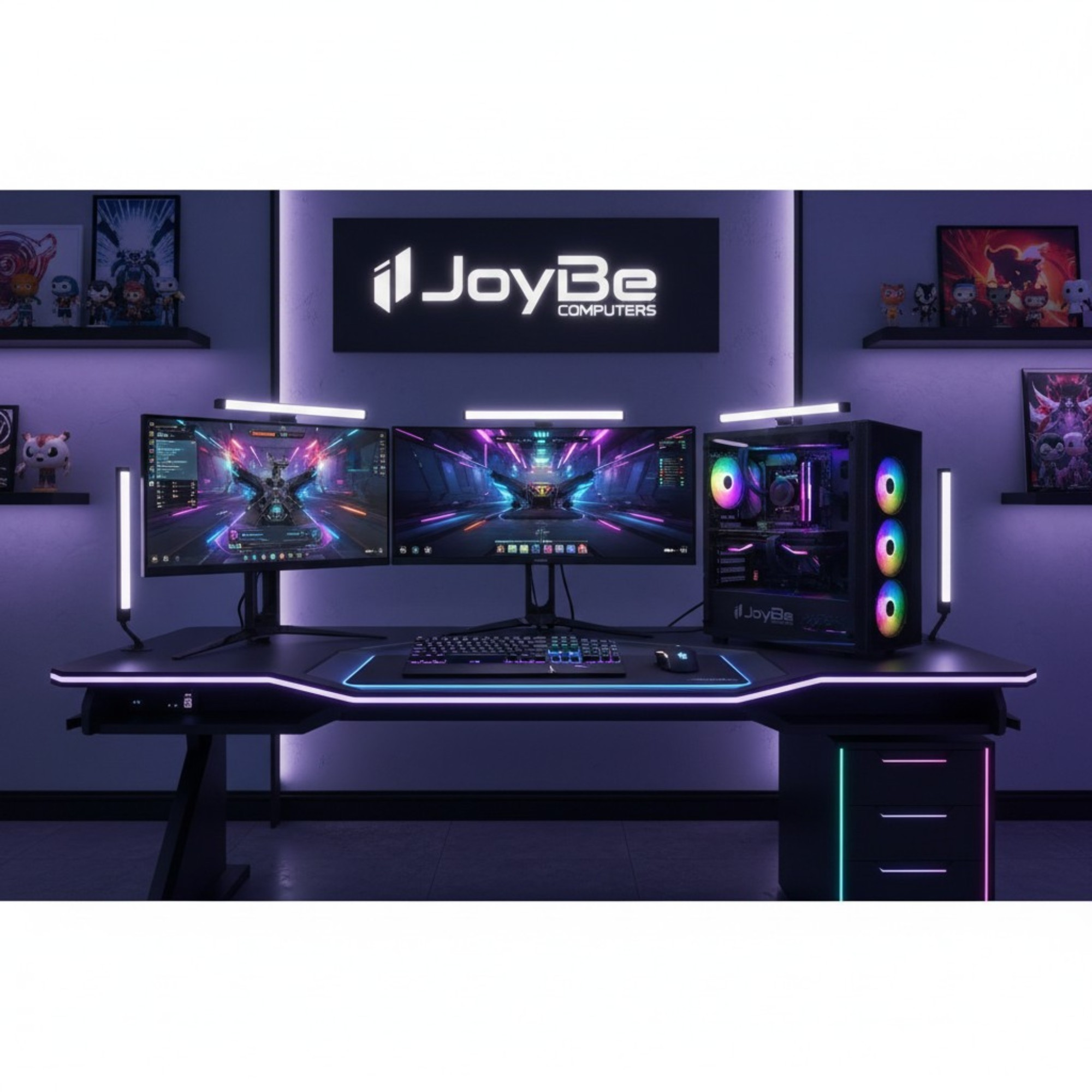 Una scrivania da gaming con tre monitor, PC, tastiera, mouse e illuminazione RGB.