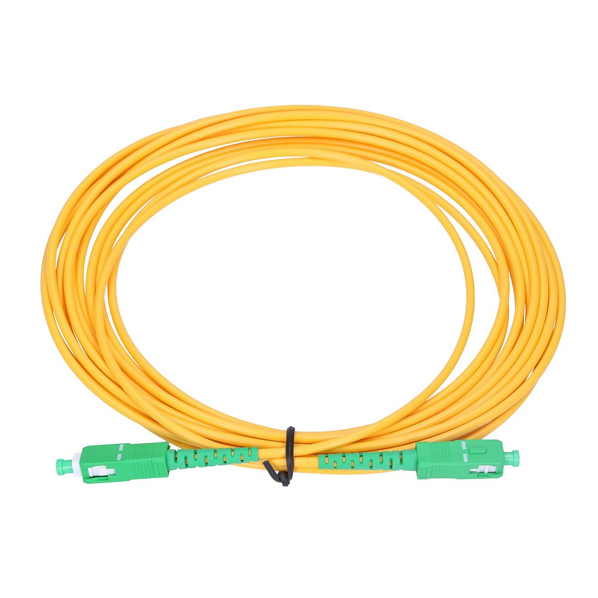 Un cavo in fibra ottica giallo avvolto con connettori SC verdi su entrambe le estremità.