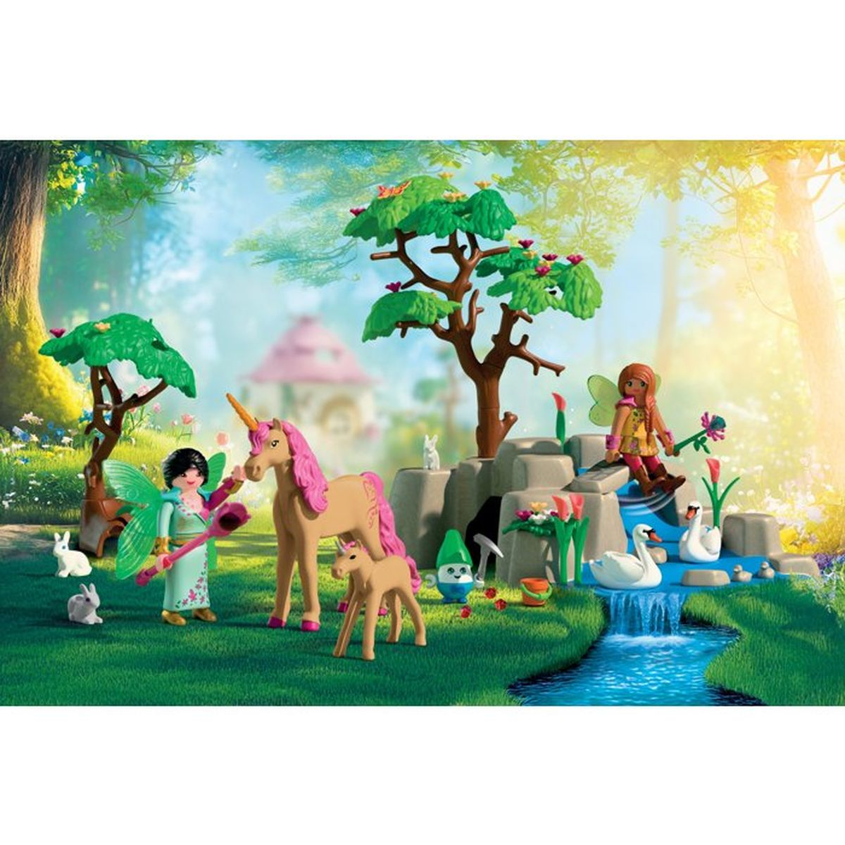 Hadas con unicornio y cervatillo en un bosque mágico con estanque.