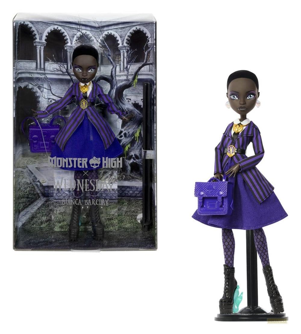 Muñeca Monster High con traje a rayas morado y negro con bolso morado.