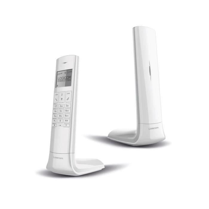 Due telefoni cordless bianchi con base su sfondo bianco.