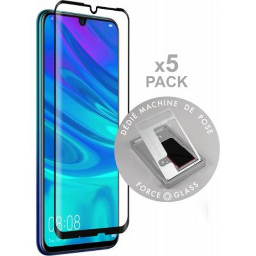 Confezione di proteggi schermo con strumento applicatore su smartphone blu.