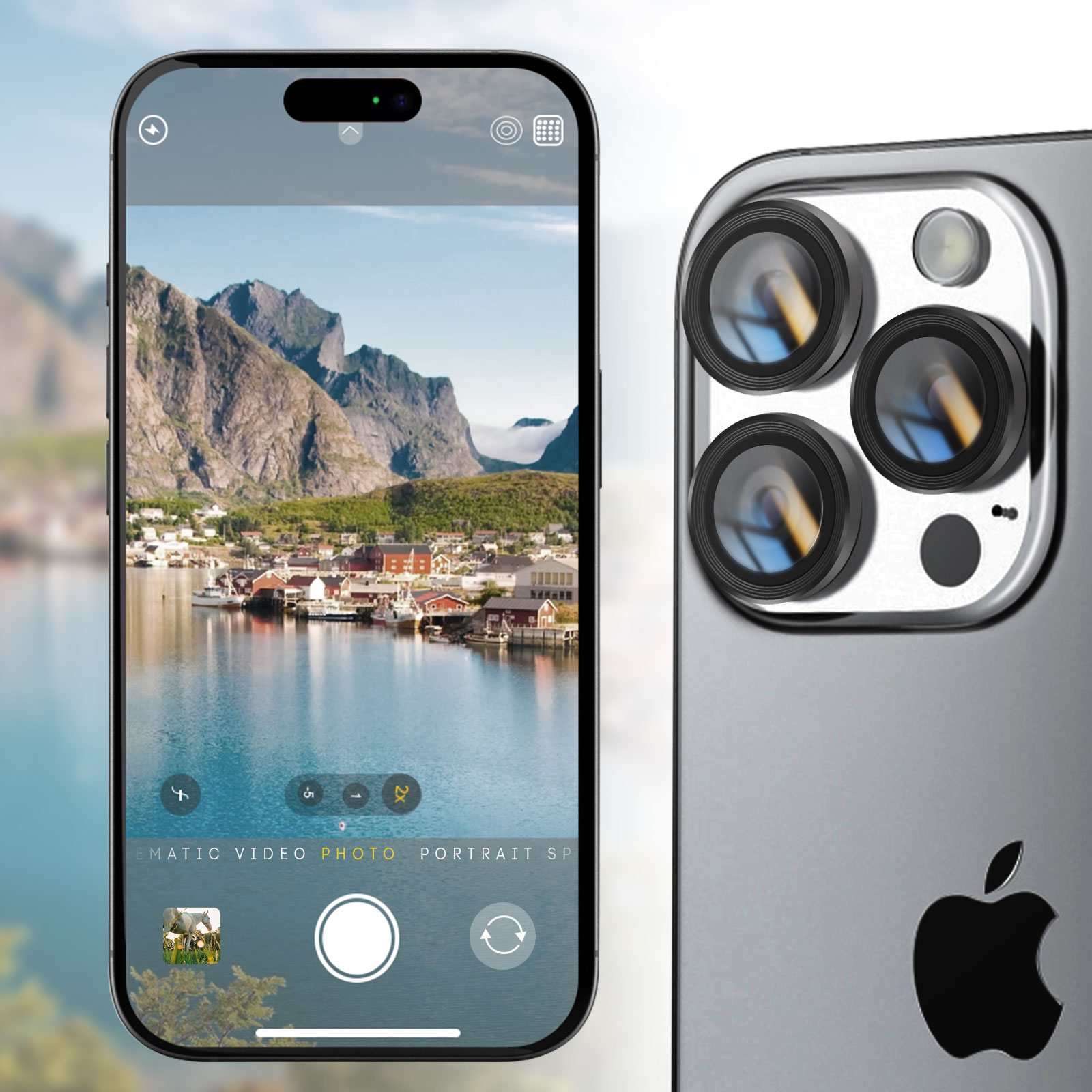 Un smartphone muestra un paisaje montañoso con un pueblo junto al agua. Se ve la parte trasera del teléfono con cámaras.