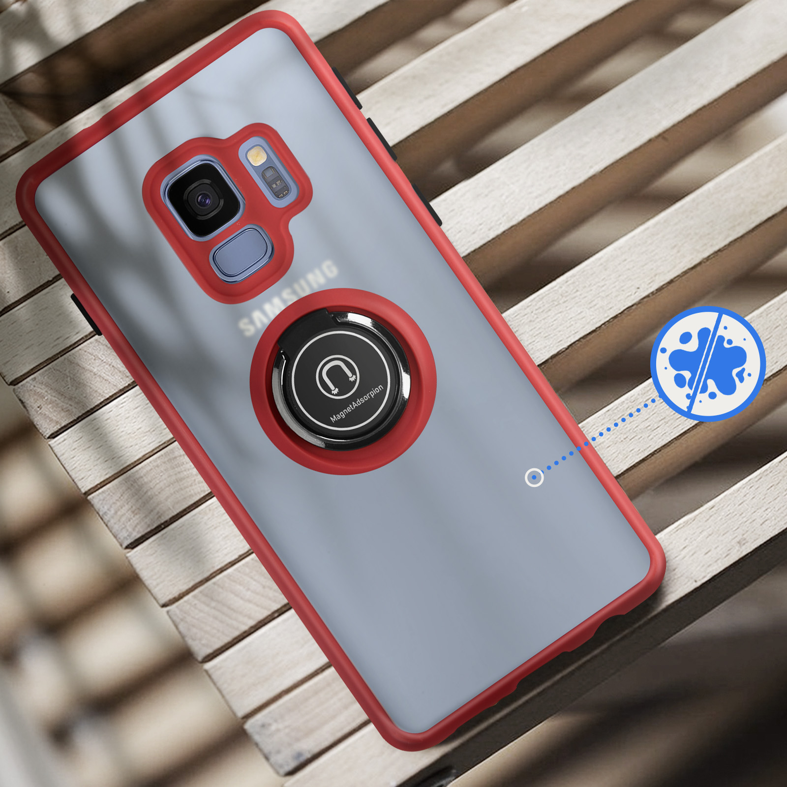Custodia rossa con anello magnetico su telefono Samsung su superficie in legno