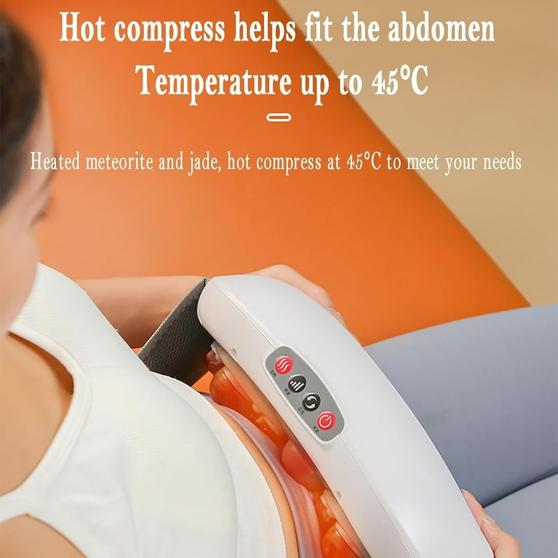 Eine Person benutzt ein weißes Massagegerät am Bauch, das bis zu 45°C heizt.