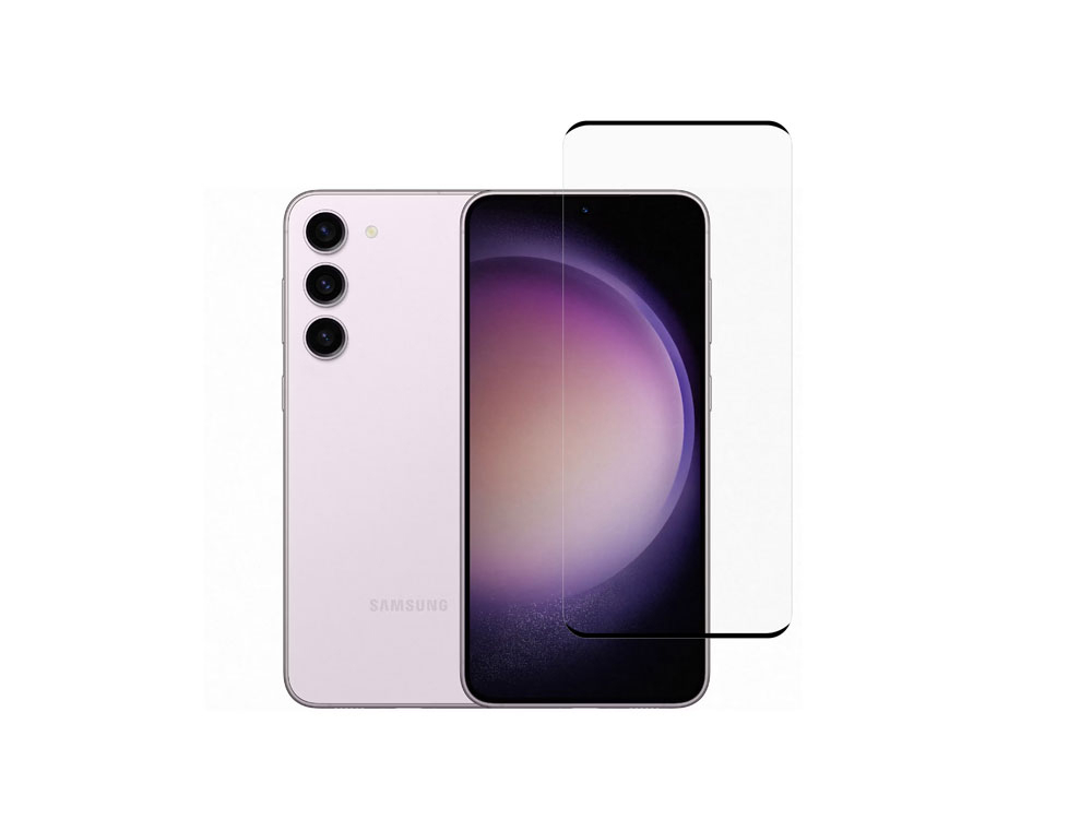 Uno smartphone viola chiaro con tre fotocamere posteriori accanto a una protezione schermo.