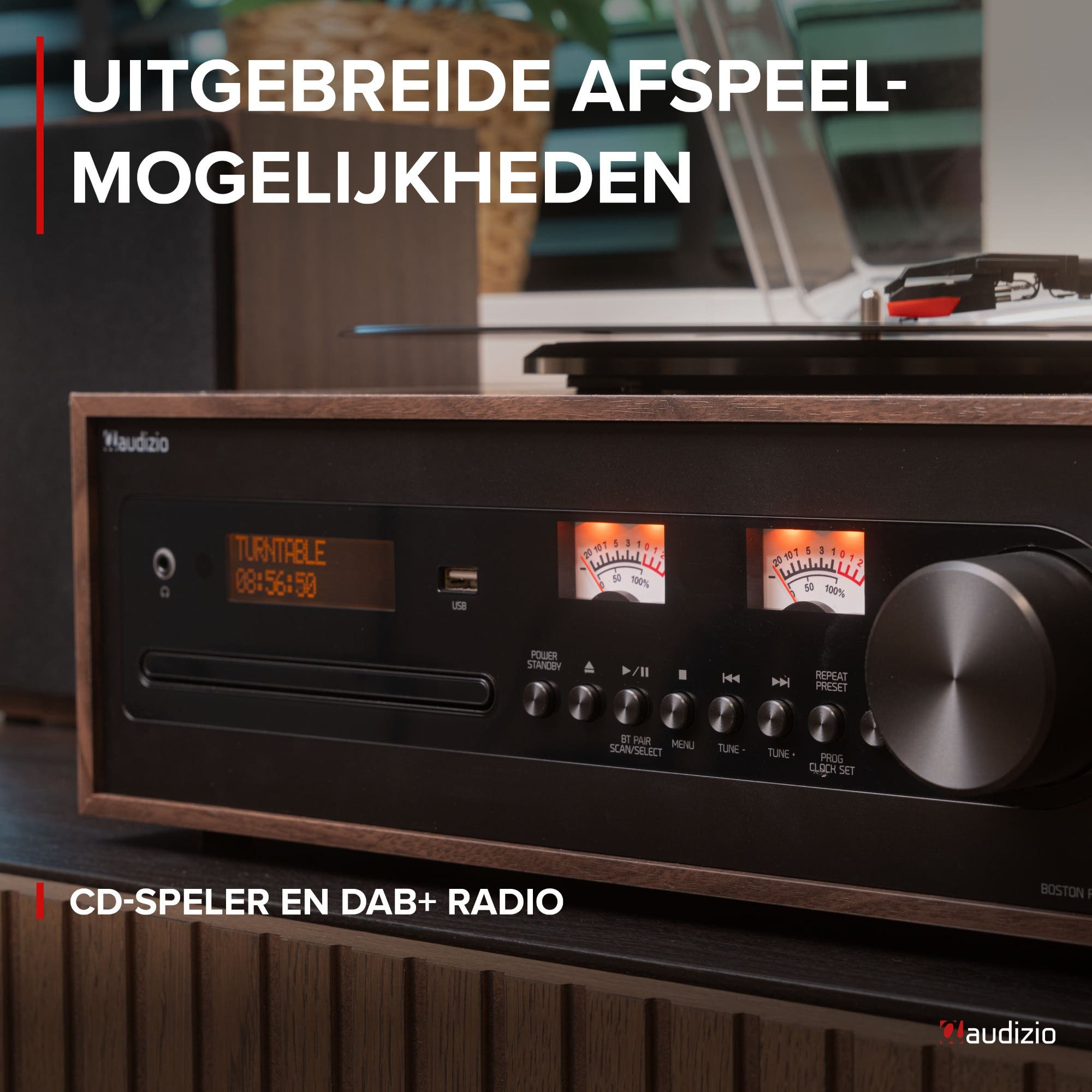Une platine vinyle avec lecteur CD et radio DAB+.