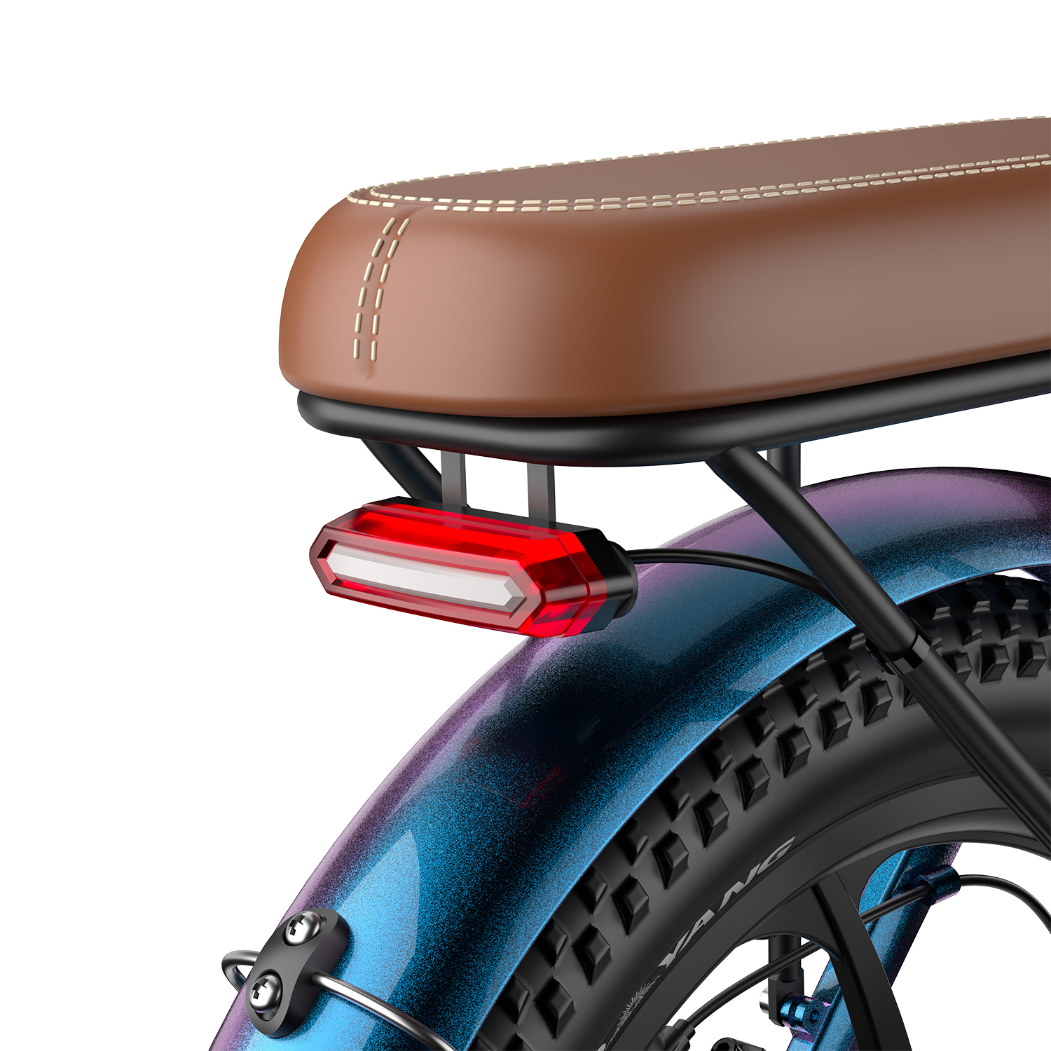 Luz trasera de bicicleta con asiento marrón y pintura azul-morada.