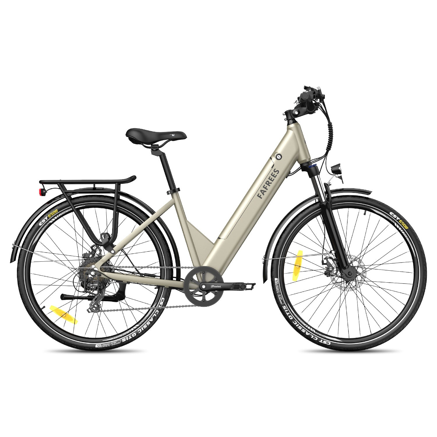 Ein beigefarbenes E-Bike mit Gepäckträger, Schutzblechen und Reflektoren.
