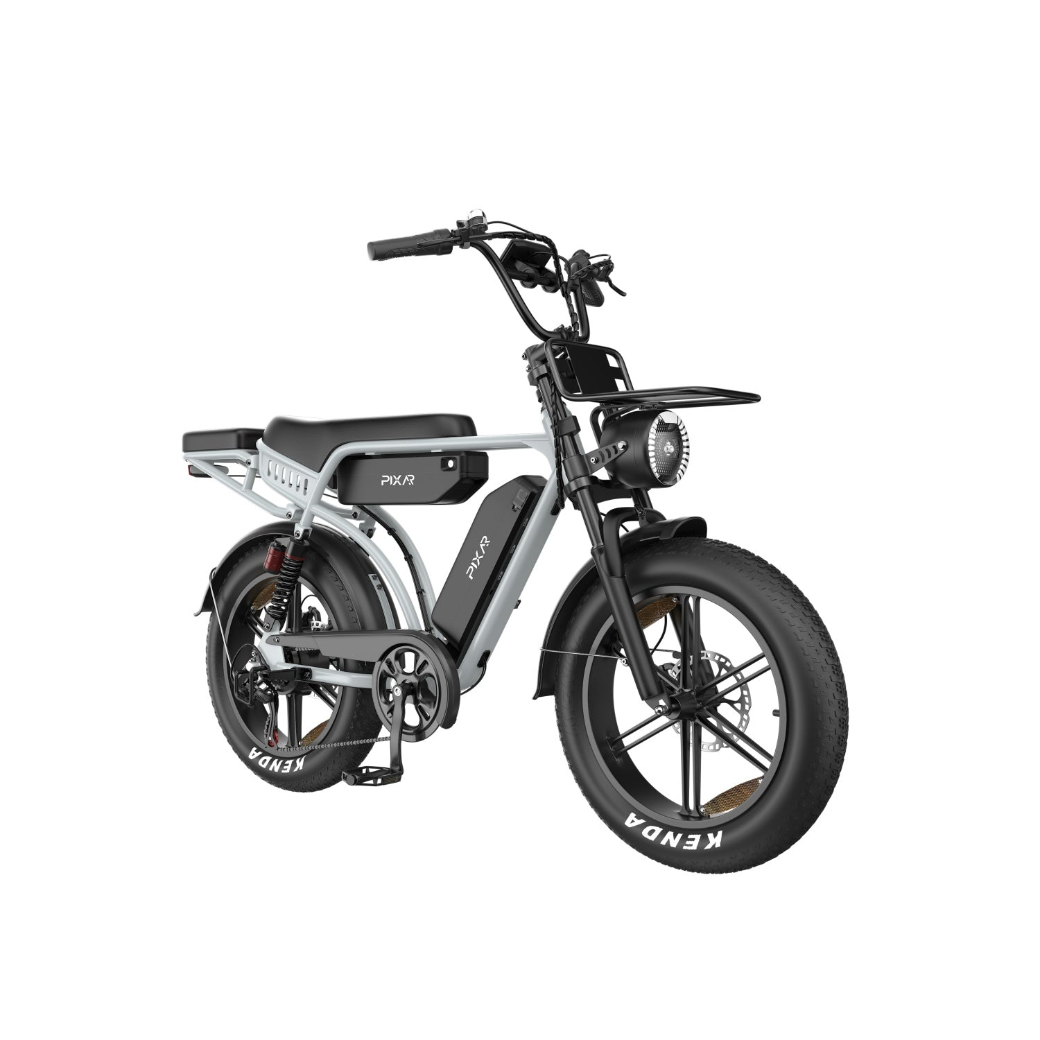 Ein graues Elektrofahrrad mit breiten Reifen und einem Gepäckträger vorn und hinten.