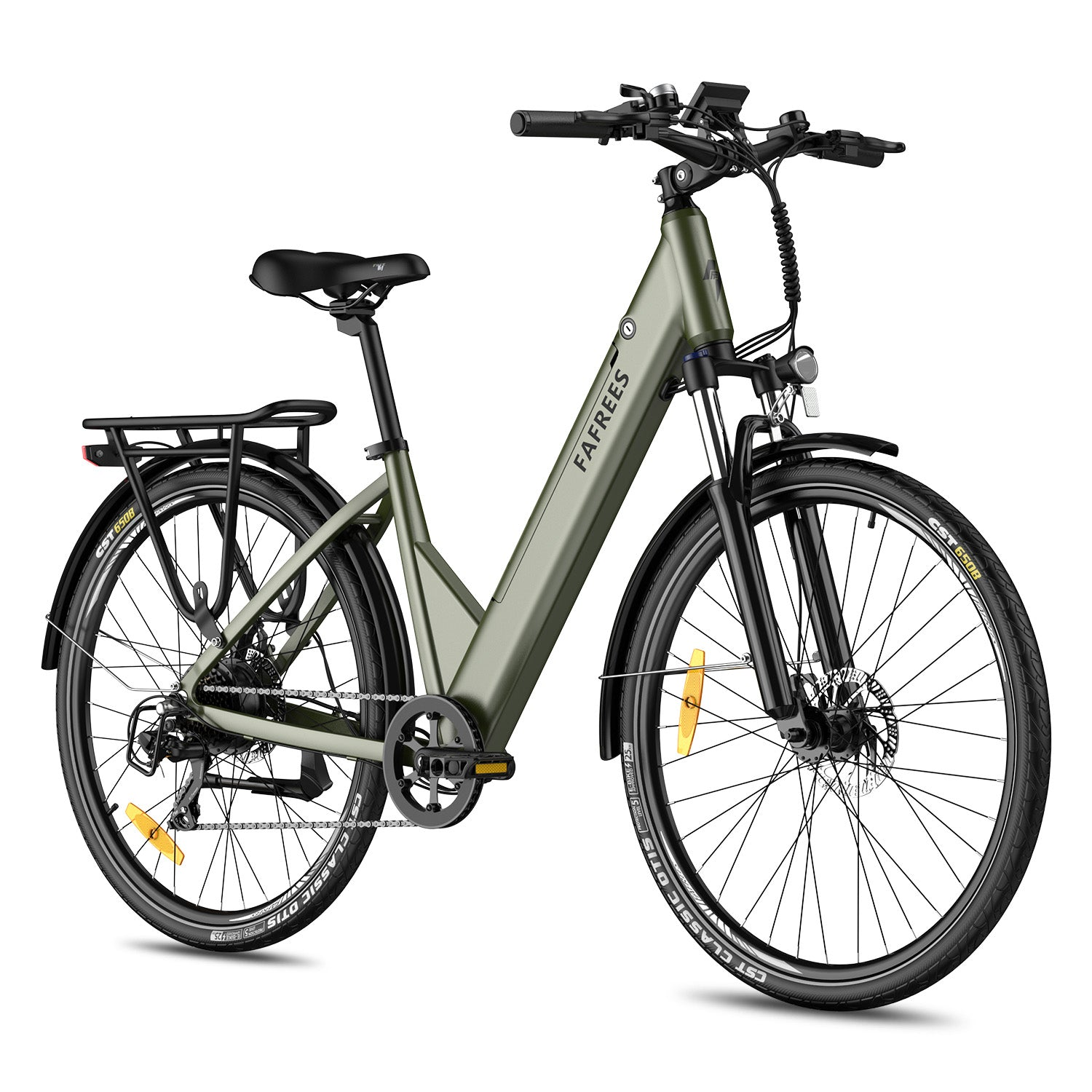 Ein olivgrünes Elektrofahrrad mit Gepäckträger und Schutzblechen, freigestellt.