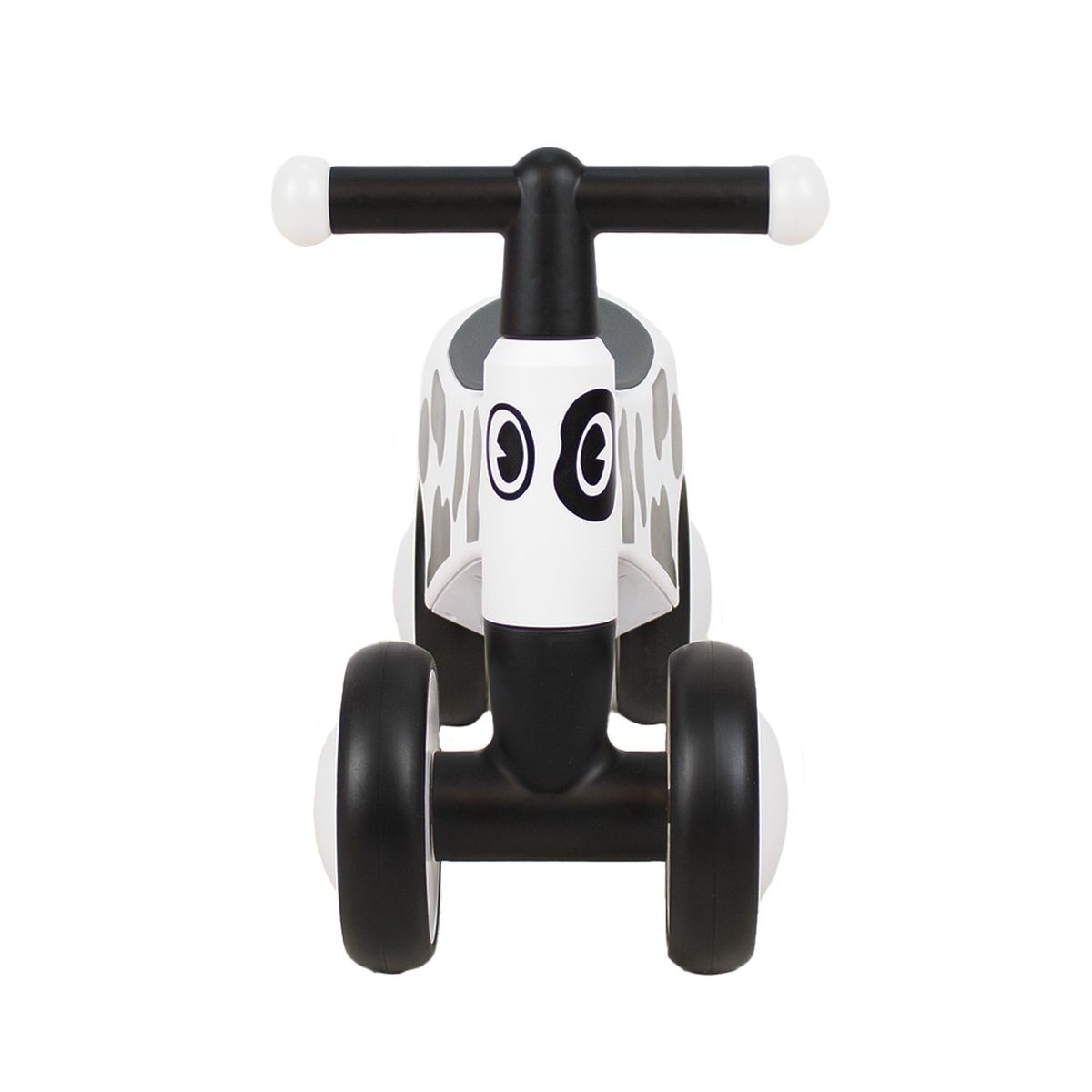 Ein dreirädriges Laufrad für Kleinkinder mit Panda-Gesicht und schwarzen Rädern.