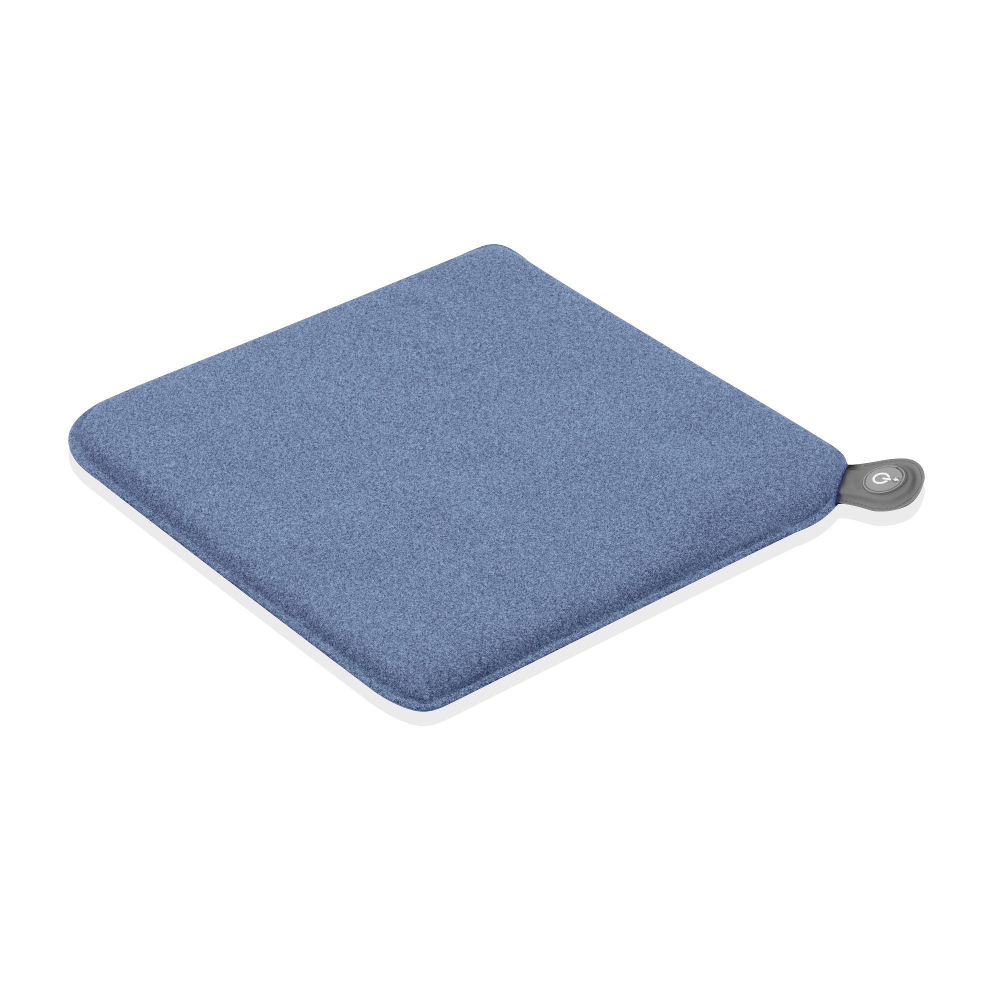 Een blauw zitkussen met een grijs logo-label.
