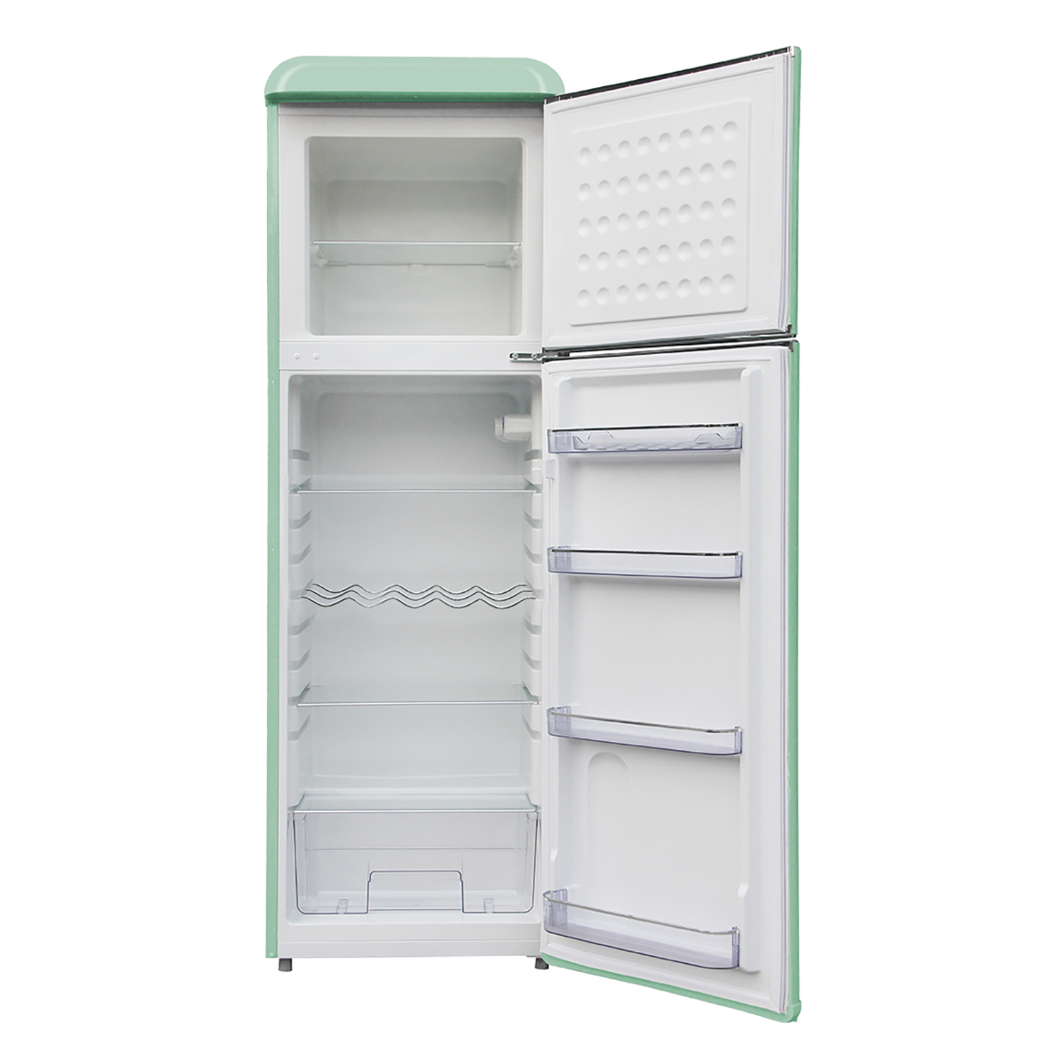 Un frigorifero aperto verde menta con ripiani in vetro e scomparti sulla porta.