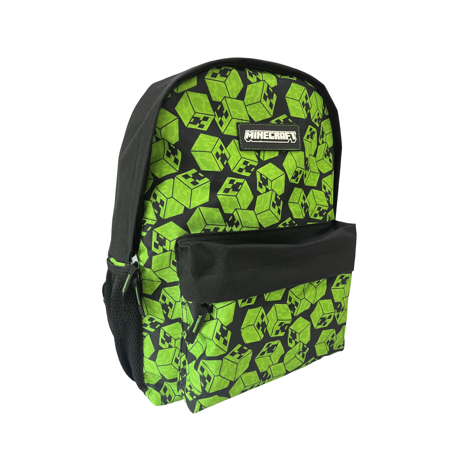 Una mochila negra con estampado de cubos verdes de Minecraft y un bolsillo frontal.