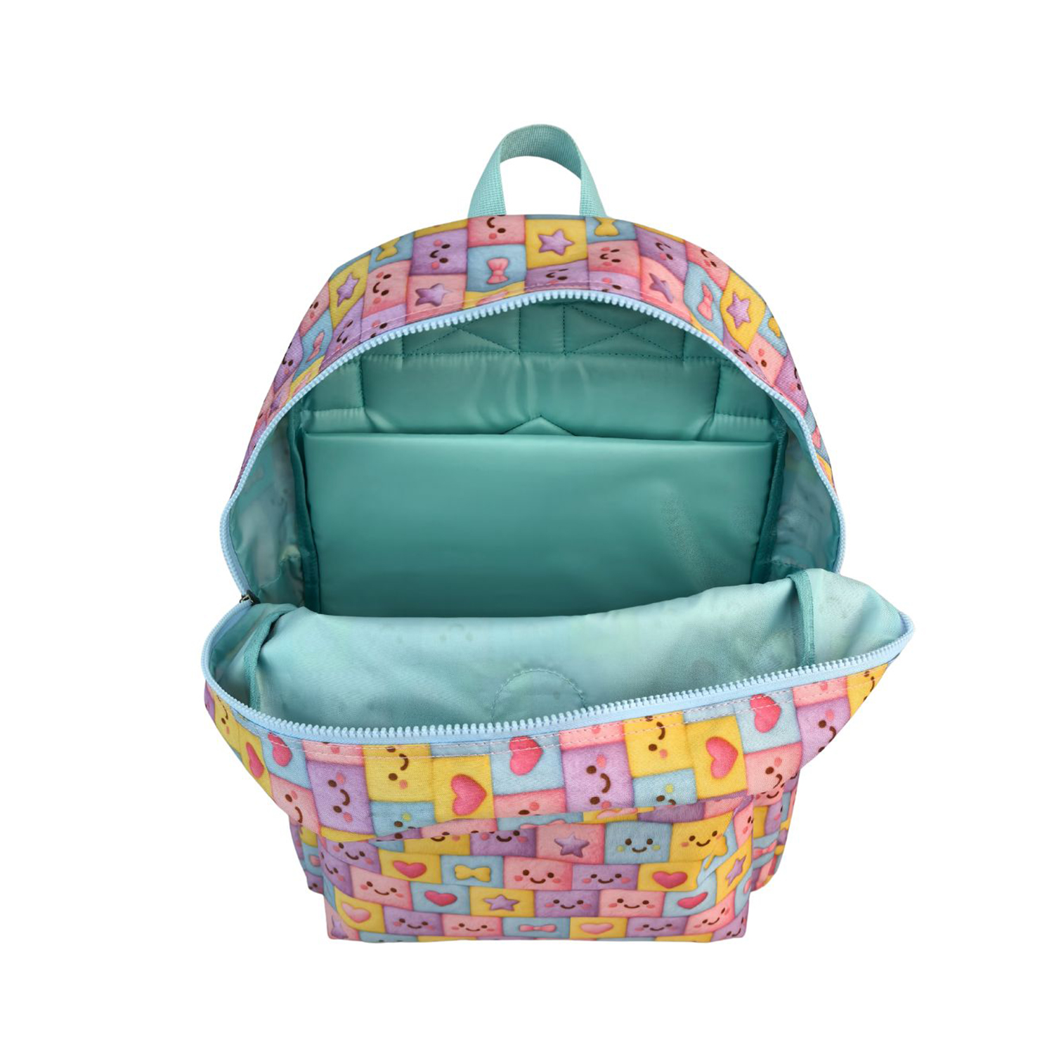 Una mochila colorida con caras kawaii, corazones y estrellas sobre un fondo pastel.