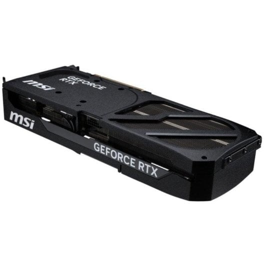 Scheda grafica MSI GeForce RTX nera con ventole e dissipatori visibili.