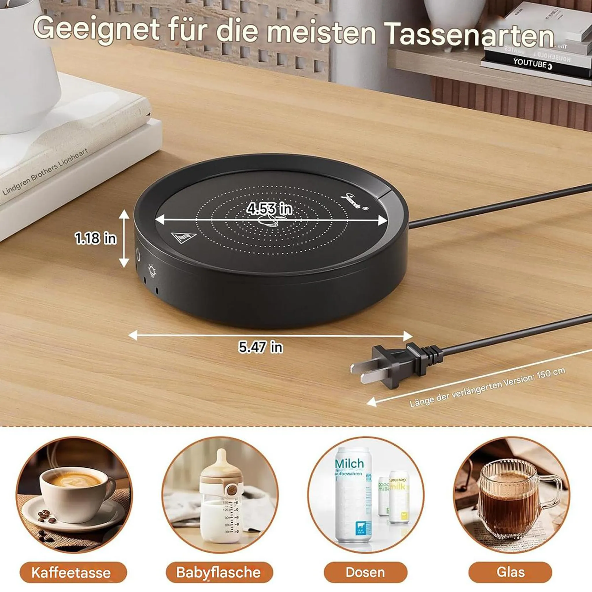 Ein schwarzer Tassenwärmer mit Maßangaben und Kabel, daneben Tassen, Flasche, Dosen und Glas.