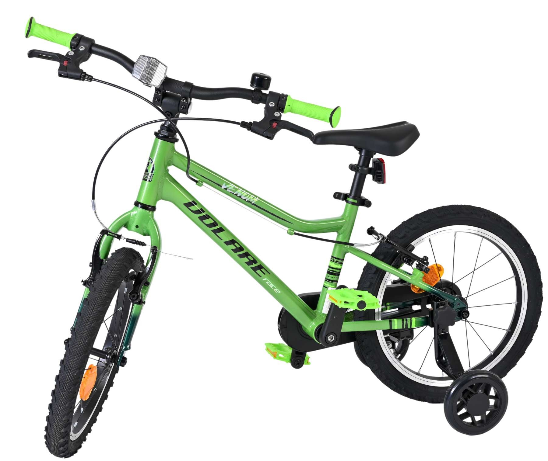 Ein hellgrünes Kinderfahrrad mit Stützrädern, schwarzem Sattel und Reifen.