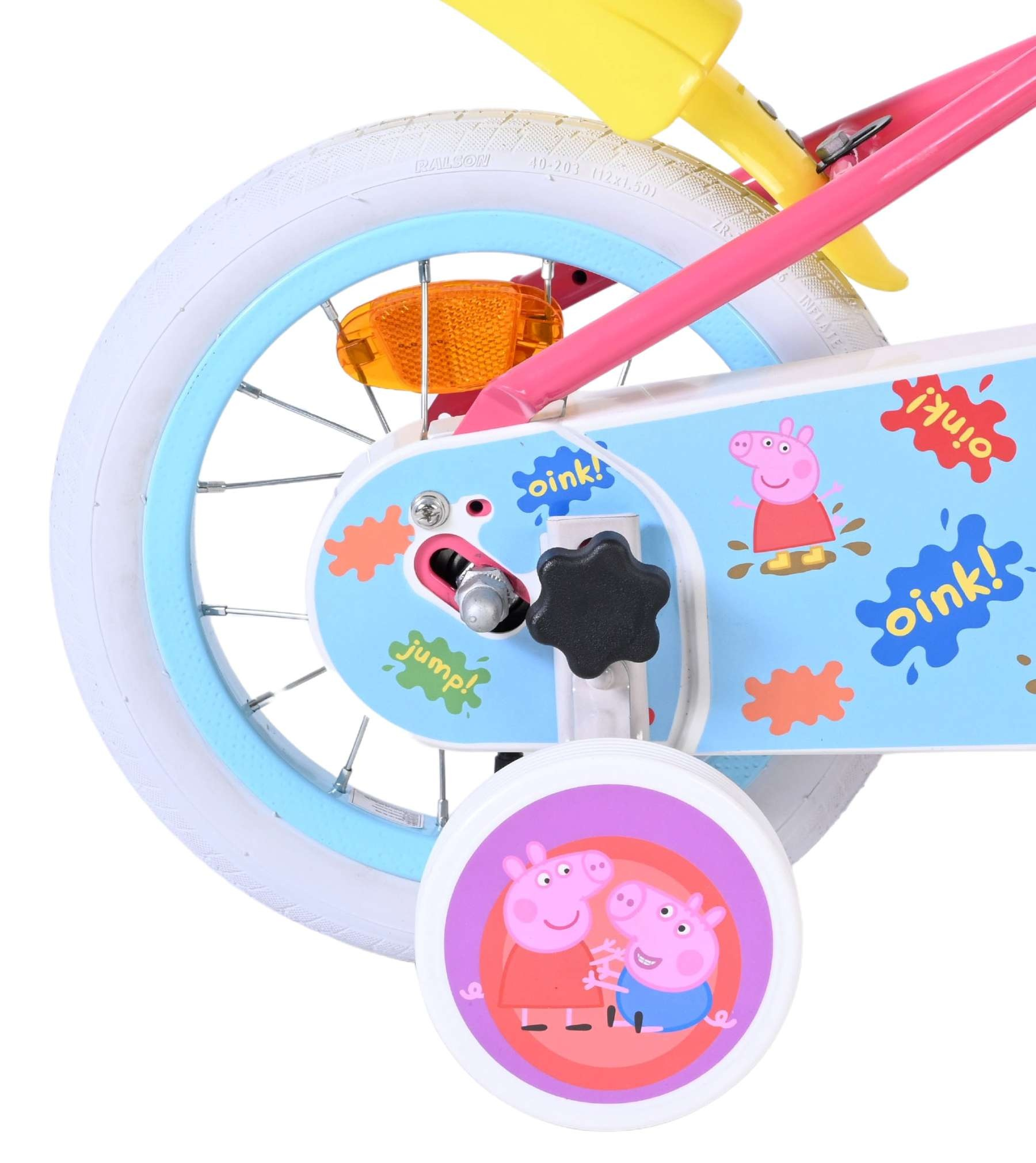 Ein Fahrrad mit Peppa Wutz-Motiven. Blaue Felge, weiße Reifen, pinker Rahmen.