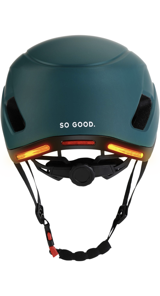 Dunkelgrüner Helm mit "SO GOOD." Schriftzug, roten und gelben Lichtern.