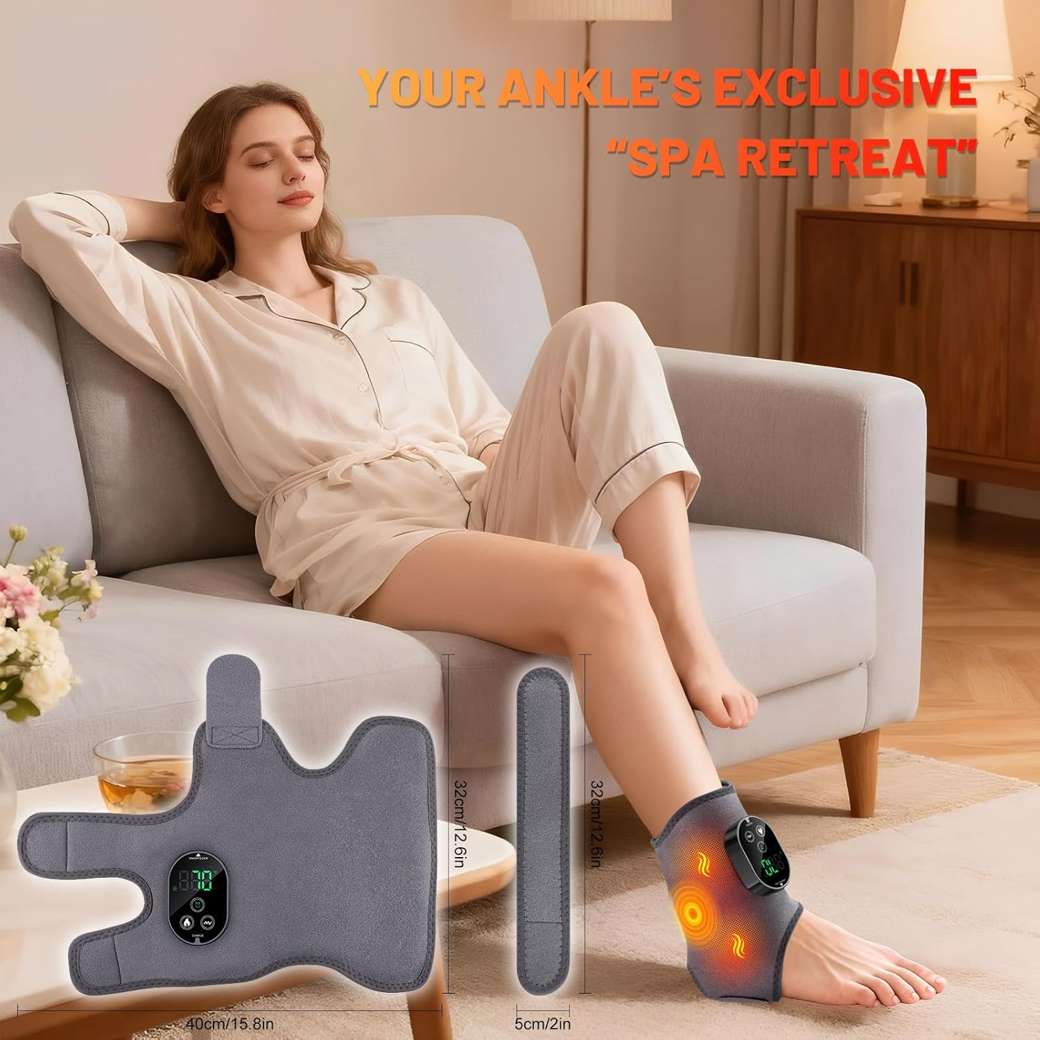 Frau entspannt auf Sofa, trägt Knöchelbandage mit Digitalanzeige und Wärmesymbolen.
