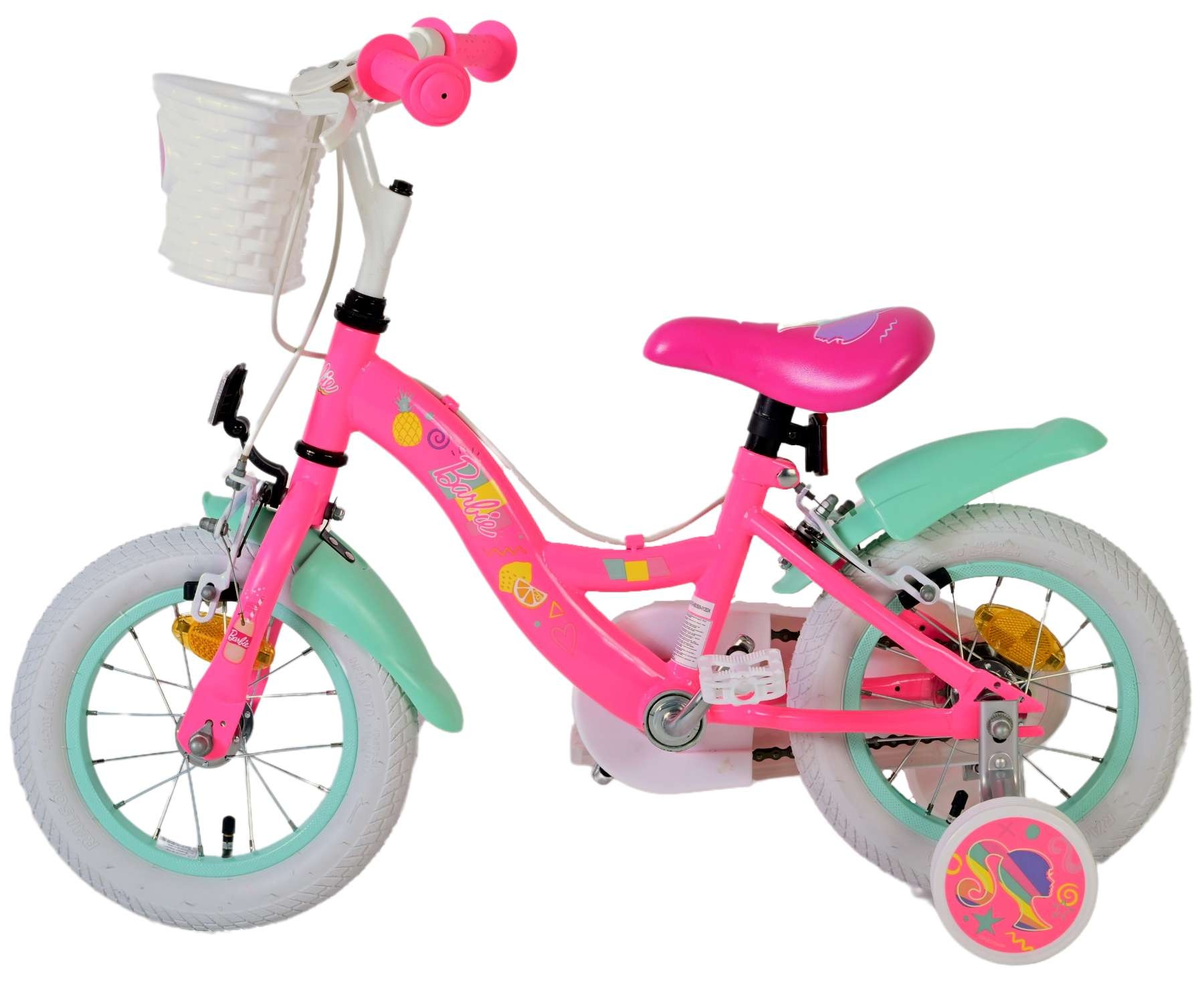Ein pinkes Barbie-Fahrrad mit Stützrädern, weißen Reifen und einem weißen Korb.