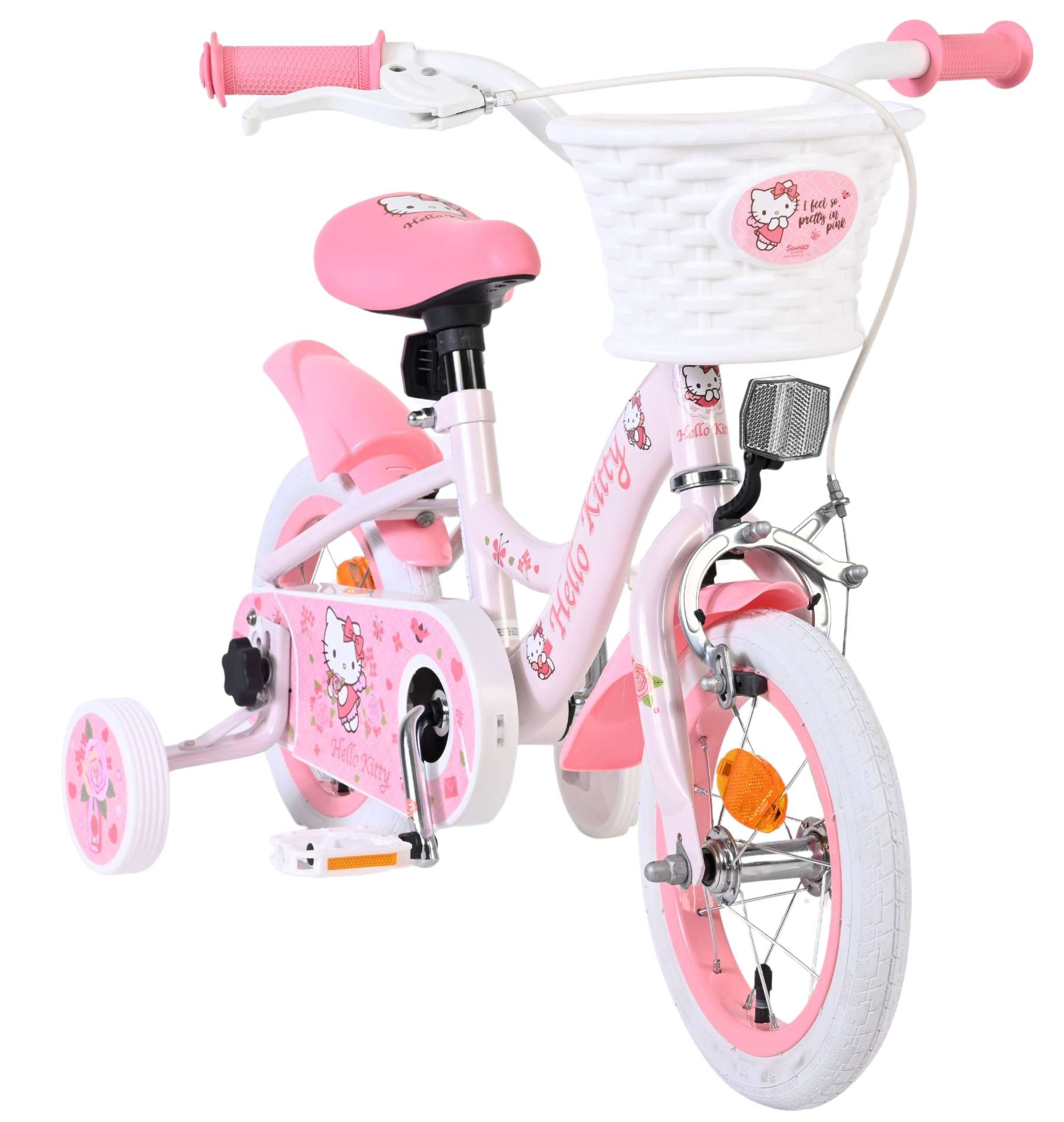 Ein pinkes Kinderfahrrad mit Hello Kitty Motiv, Stützrädern und weißem Korb.
