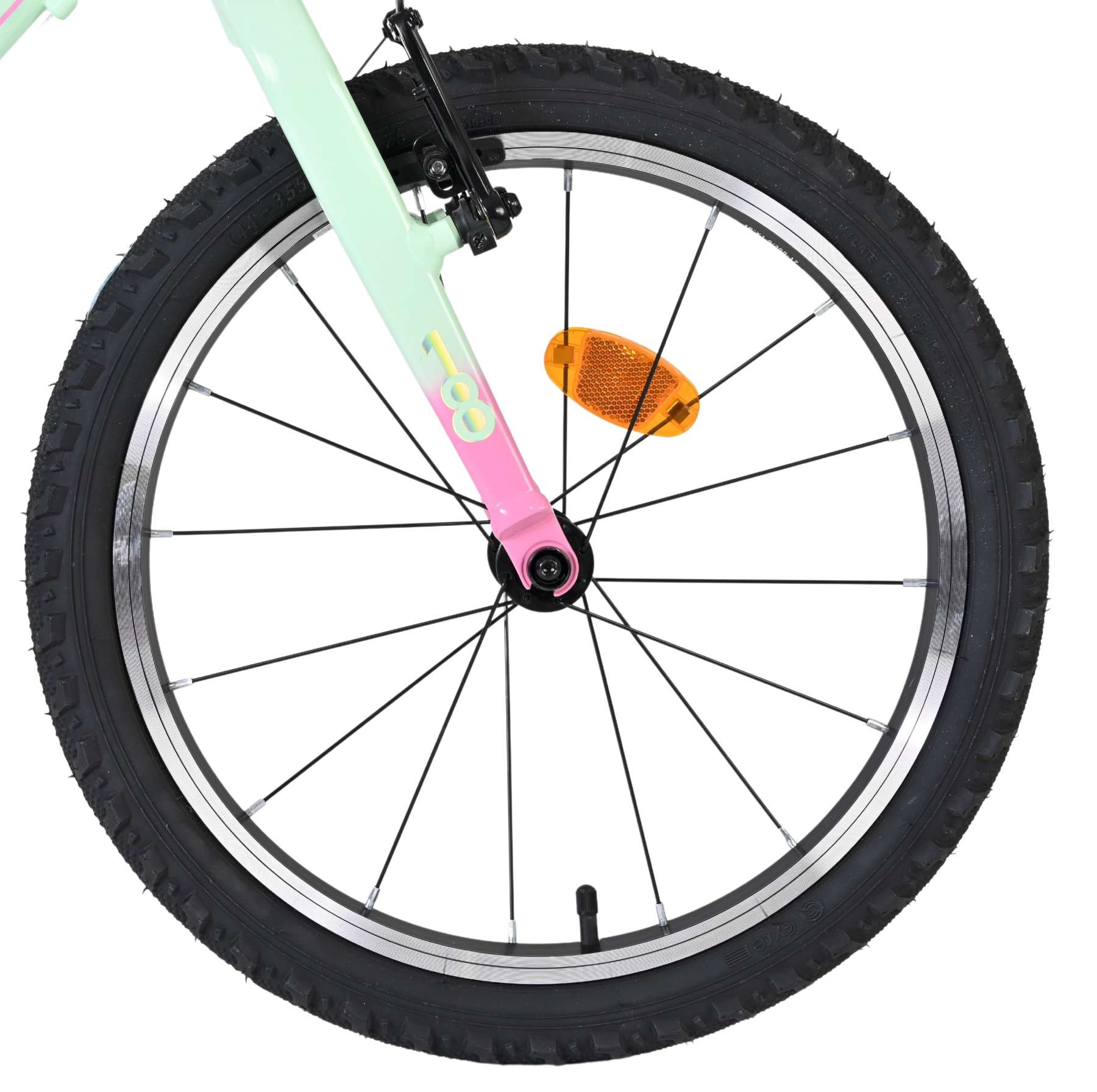 Fahrradrad mit mintgrünem Gabelrohr und rosa Akzent. Oranger Reflektor.