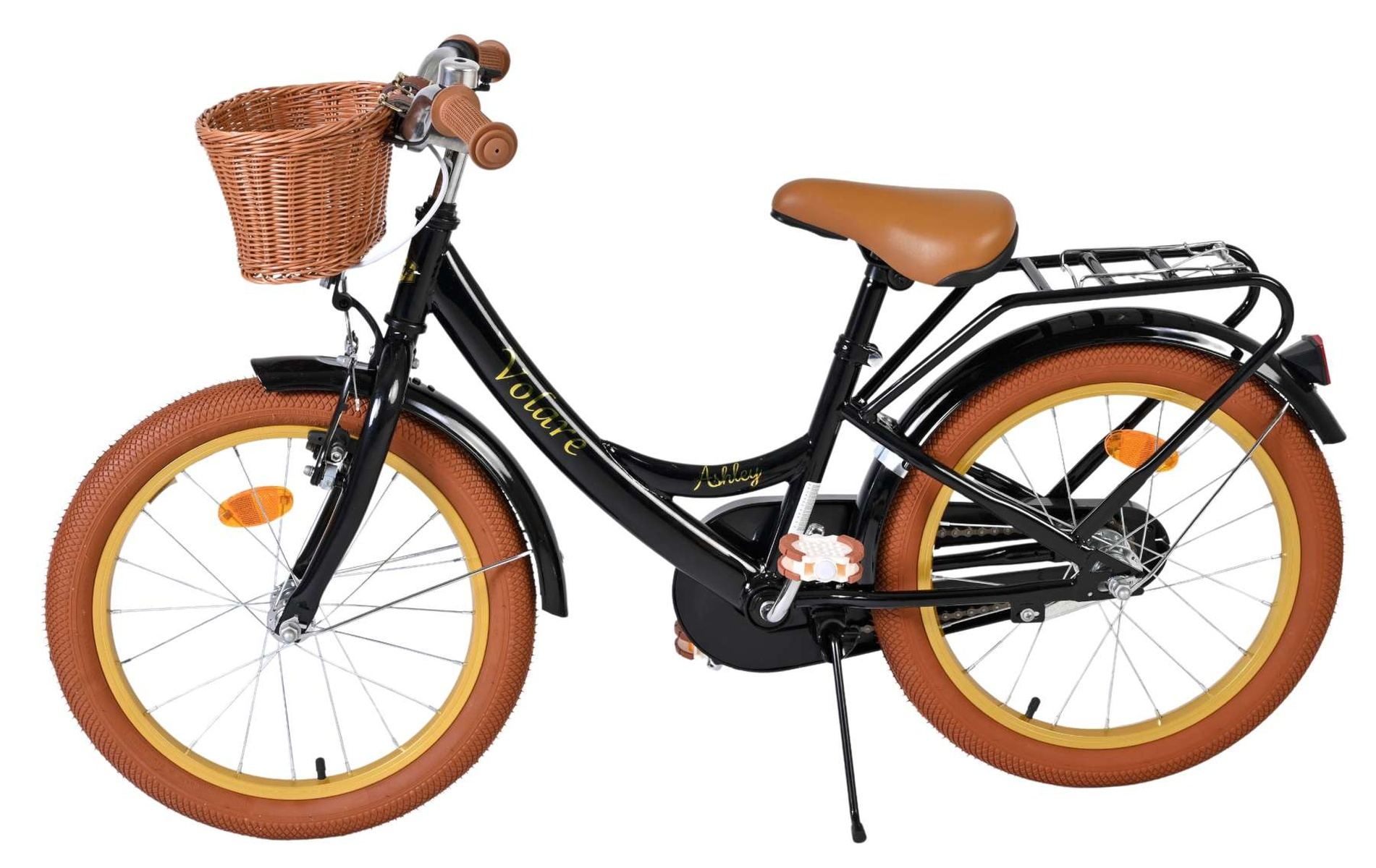Ein schwarzes Kinderfahrrad mit braunem Korb vorne, braunem Sattel und braunen Reifen.